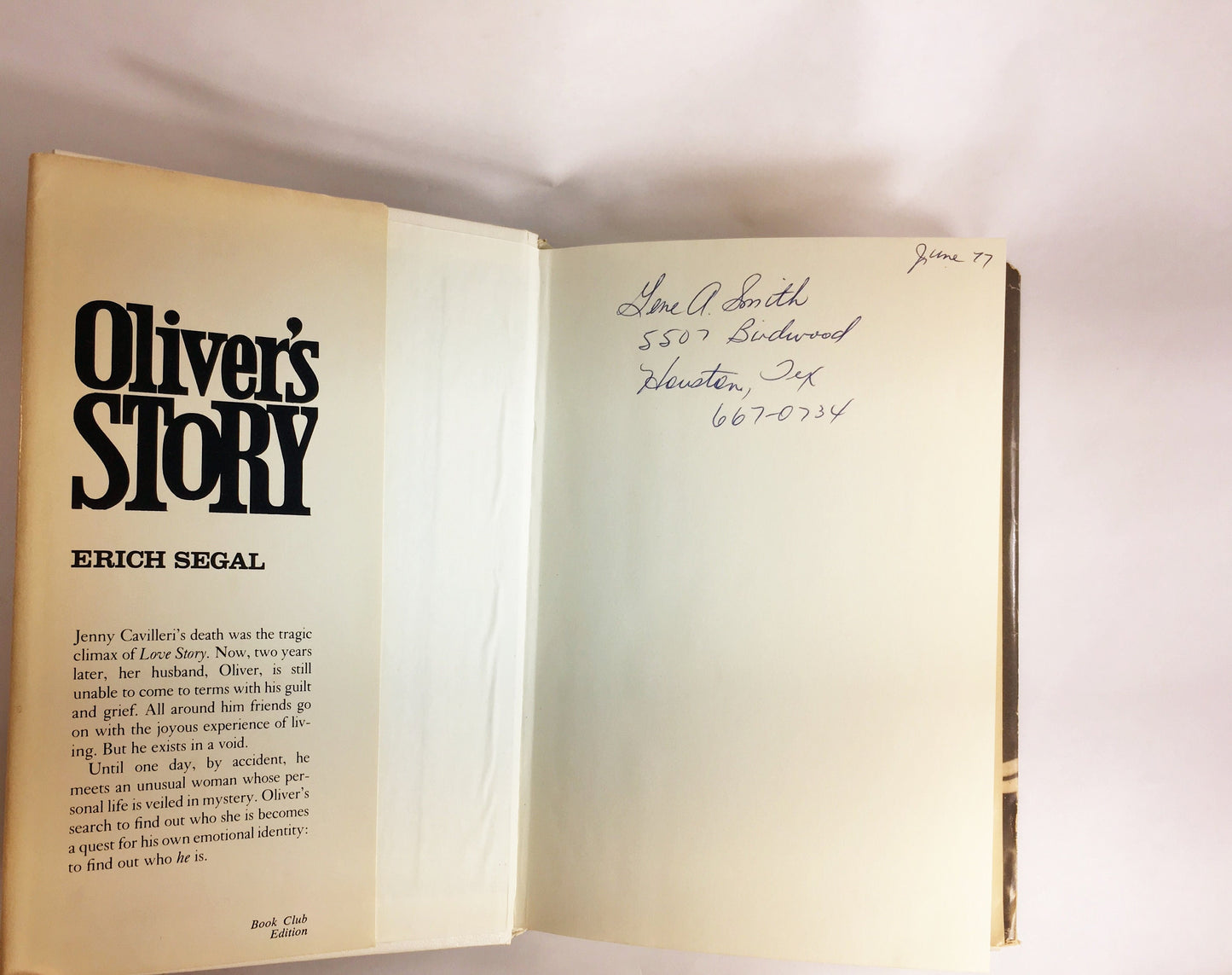 Oliver's Story by Erich Segal. Vintage book circa 1977. Romance after loss. Follow-up to Love Story.