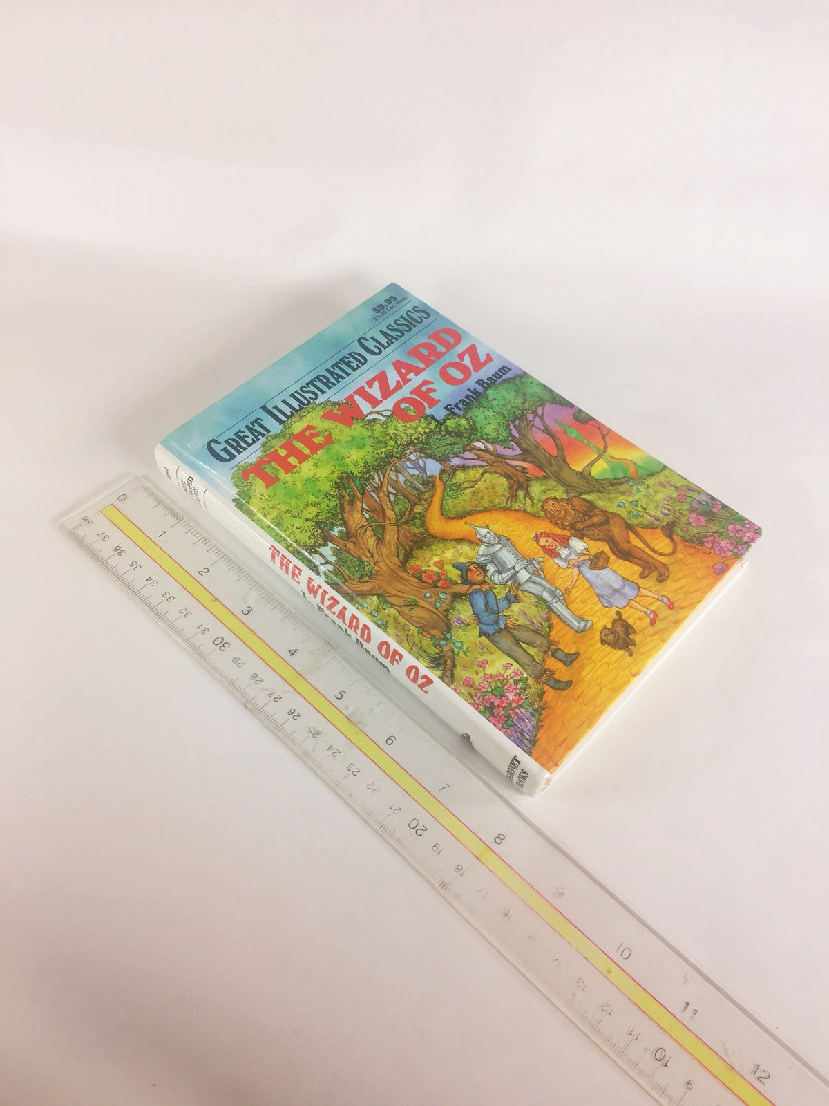 1989 Wizard of Oz by L Frank Baum. Vintage Classic Illustrated Book Series. Easter Passover gift. Bookshelf prop staging home decor