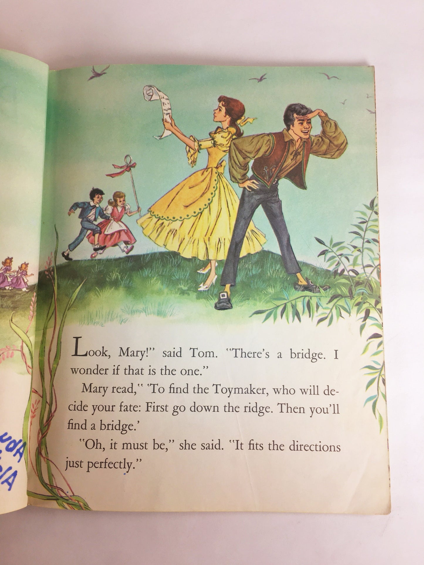 Walt Disney's Babes in Toyland. Vintage Little Golden Book circa 1961 by Barbara Shook Hazen. POOR Condition. Christmas gift