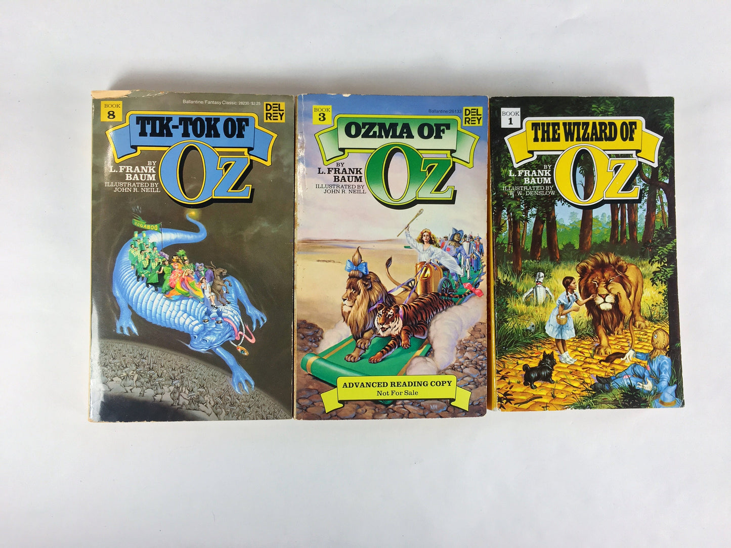 1979 Wizard of Oz vintage paperback book by L Frank Baum Tik-Tok Ozma and Wizard of Oz circa 1979. Teen tween home school reading