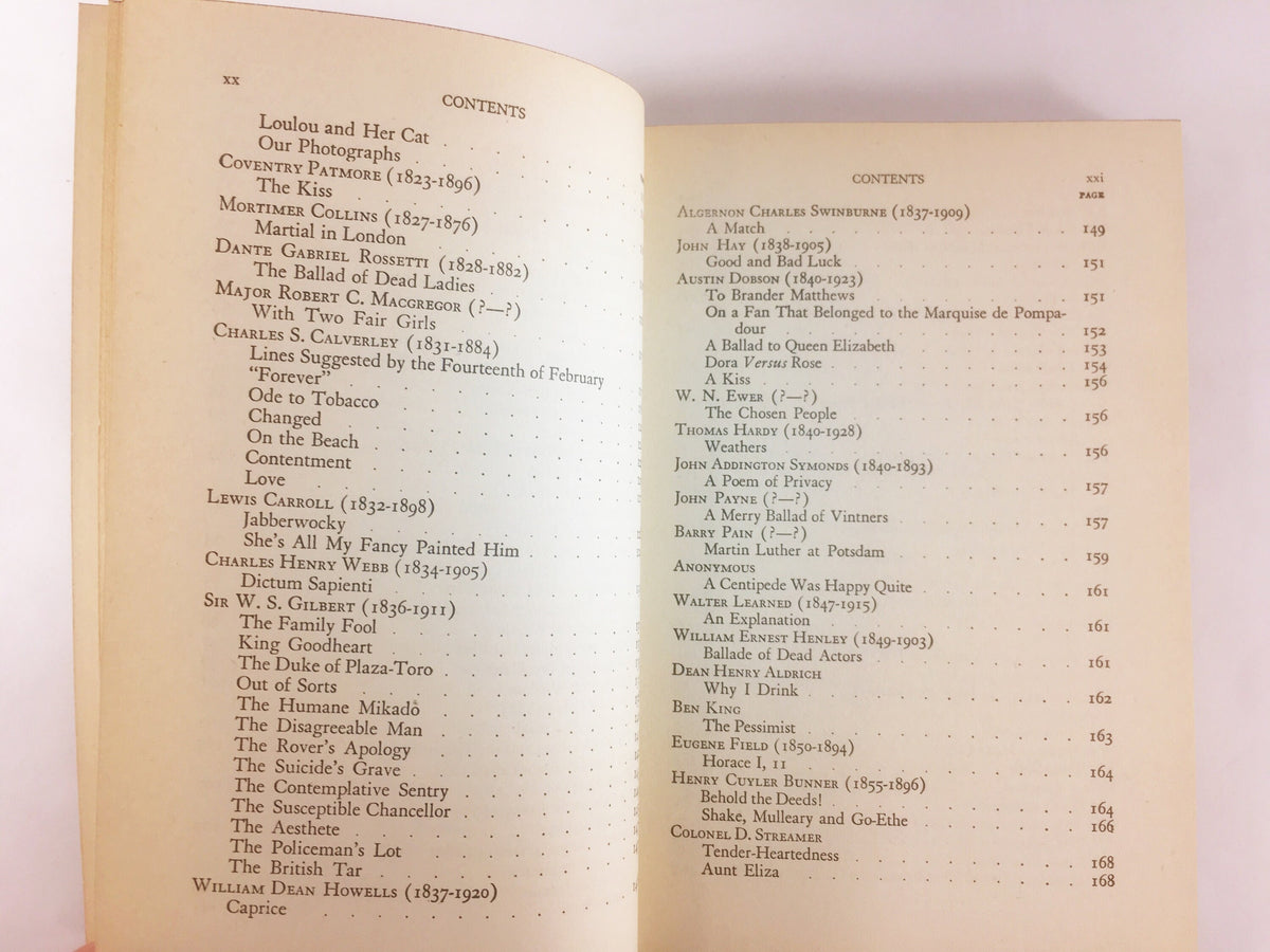 1935 Shakespeare, Lord Byron, Oliver Wendell Holmes Anthology of Light Verse Vintage Modern Library book Green home decor