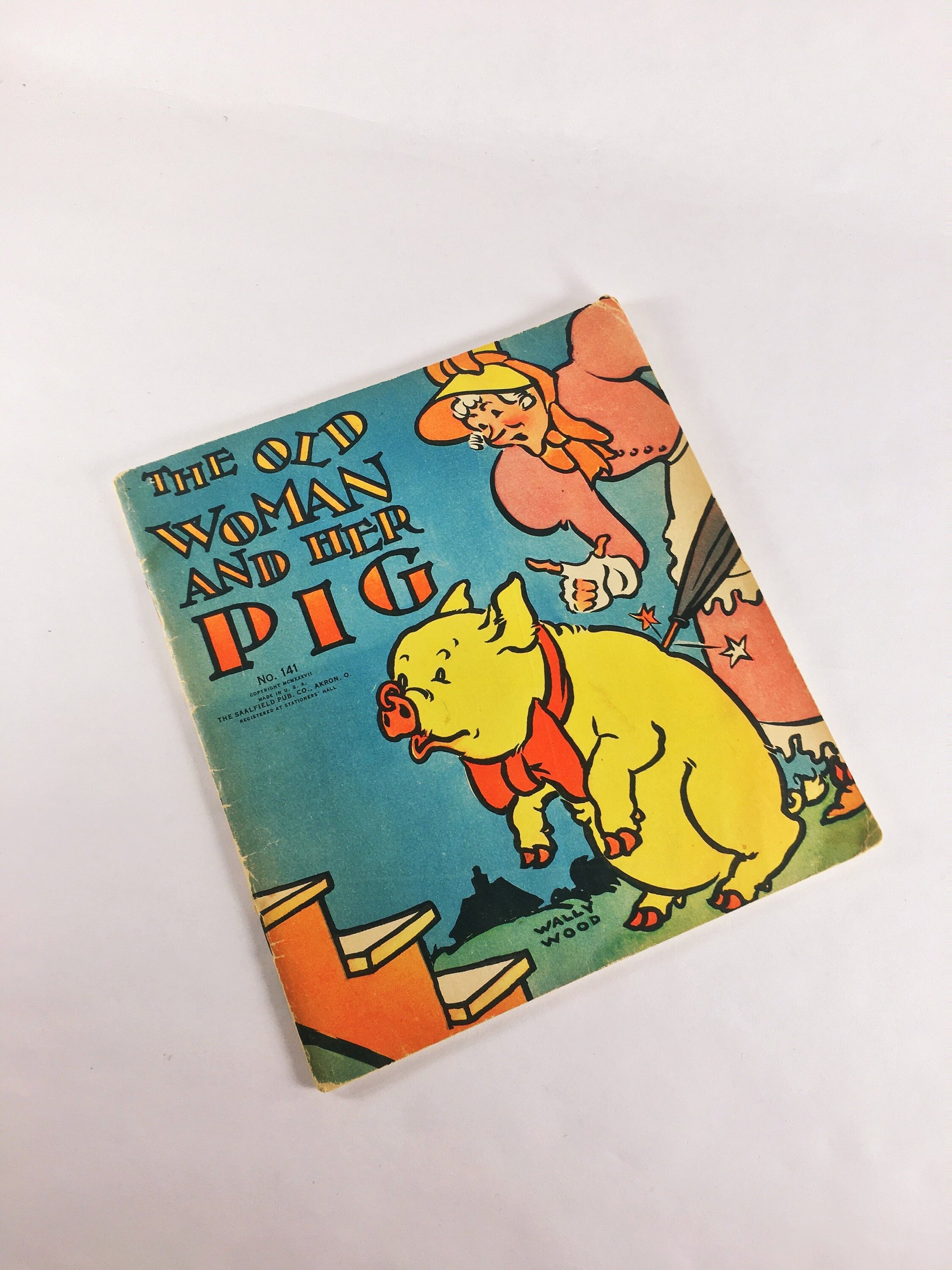1942 Saalfield vintage War-Time Book Three Little Pigs, Toymaker, Three Bears, Old Woman & Pig, Maze of Months, Toymaker Things to Do Tiger
