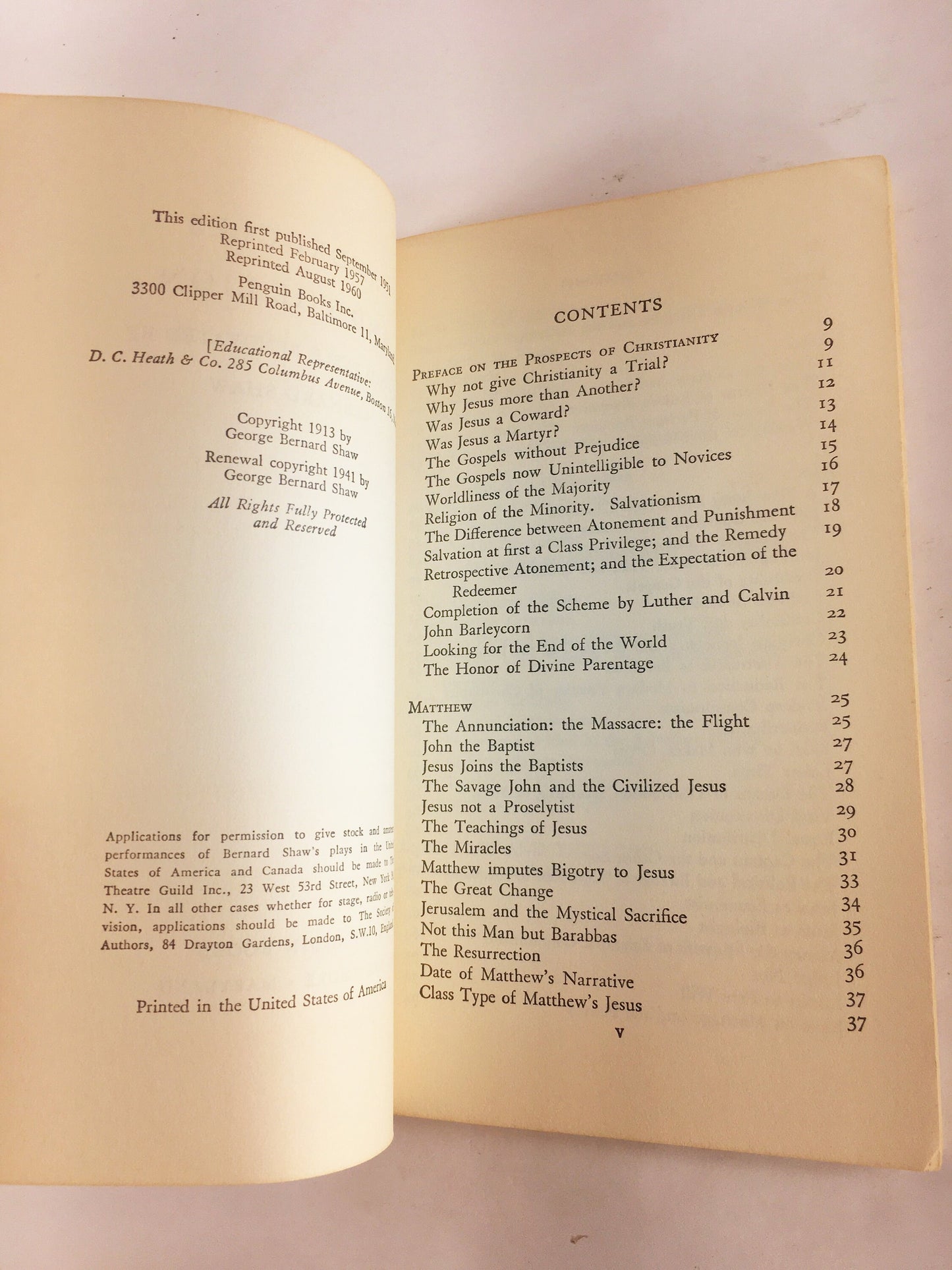 1960 George Bernard Shaw Androcles and the Lion. Vintage Penguin paperback book about Christians being led to the Colosseum for torture.