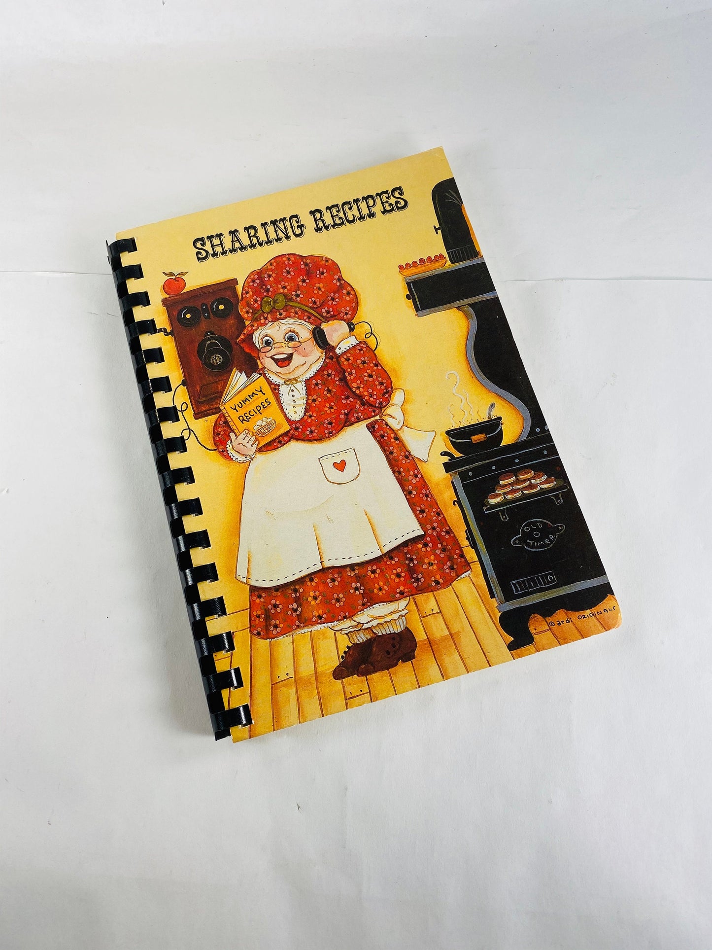 Canyon Lake Action Center Texas Book of Favorite Recipes. Appetizers, Lemon MEringue Pie, Potato Pancakes, Banana Split Cake, Brownie Bait