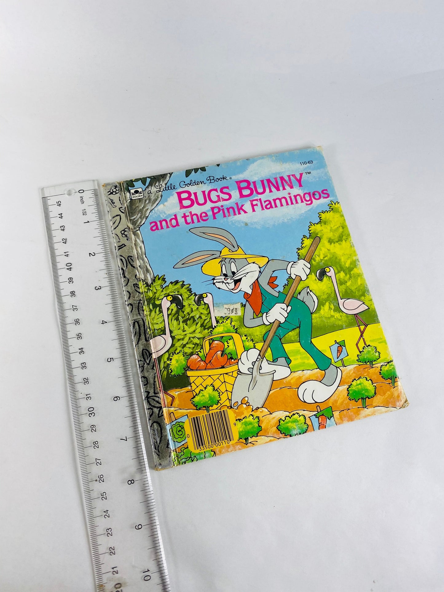 1987 Bugs Bunny Pink Flamingos Vintage Little Golden Book with Elmer Fudd, Porky Pig, Daffy Duck, Petunia Pig. Looney Tunes