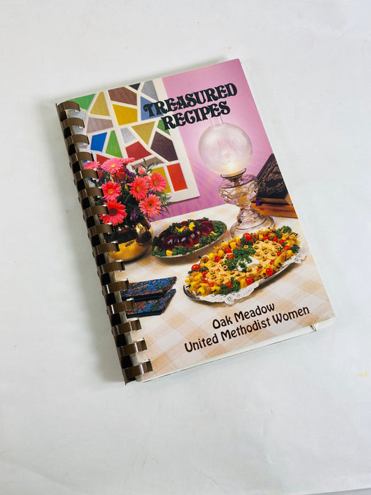 Treasured Recipes vintage cookbook by the Oak Meadow United Methodist Women circa 1993. Methodist stew, bavarian beef, chicken mousse