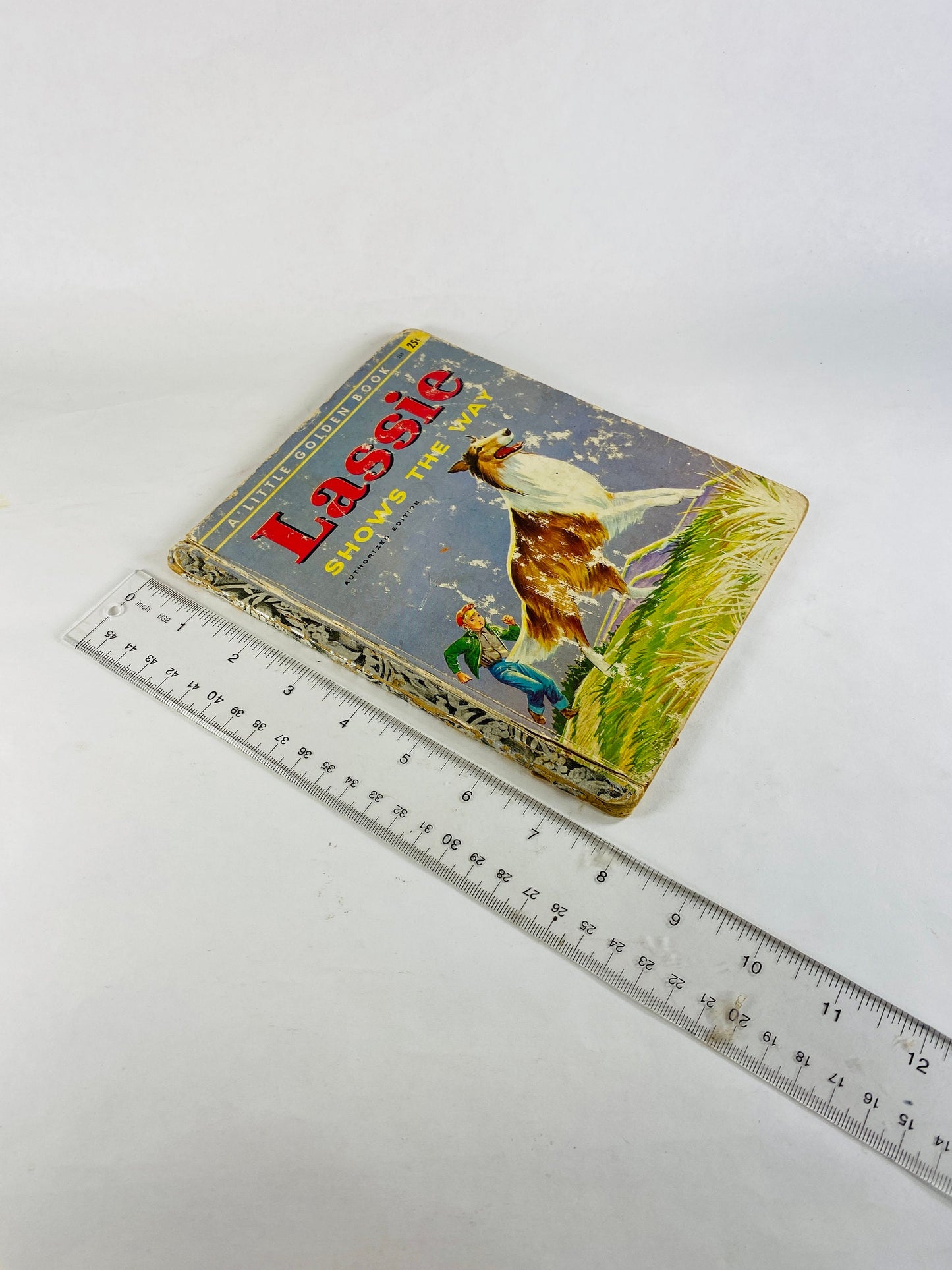 Lassie Shows the Way vintage Little Golden Book. POOR CONDITION Children's book. Torn pages Please see pictures