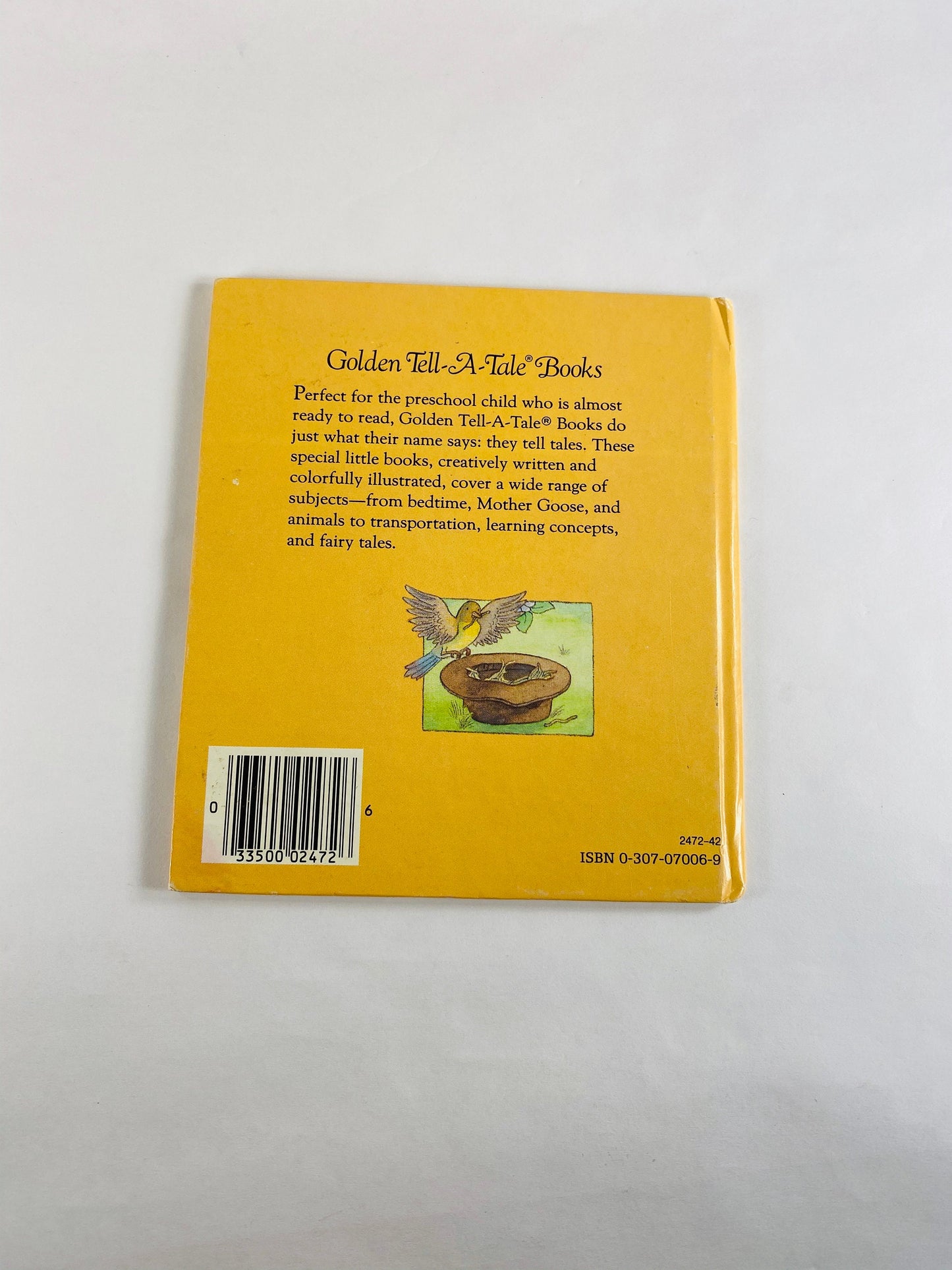 Henrietta and the Hat Rand McNally Elf Book. Vintage book circa 1985. Little Golden Book. Mabel Watts. Nursery decor. Book lover gift