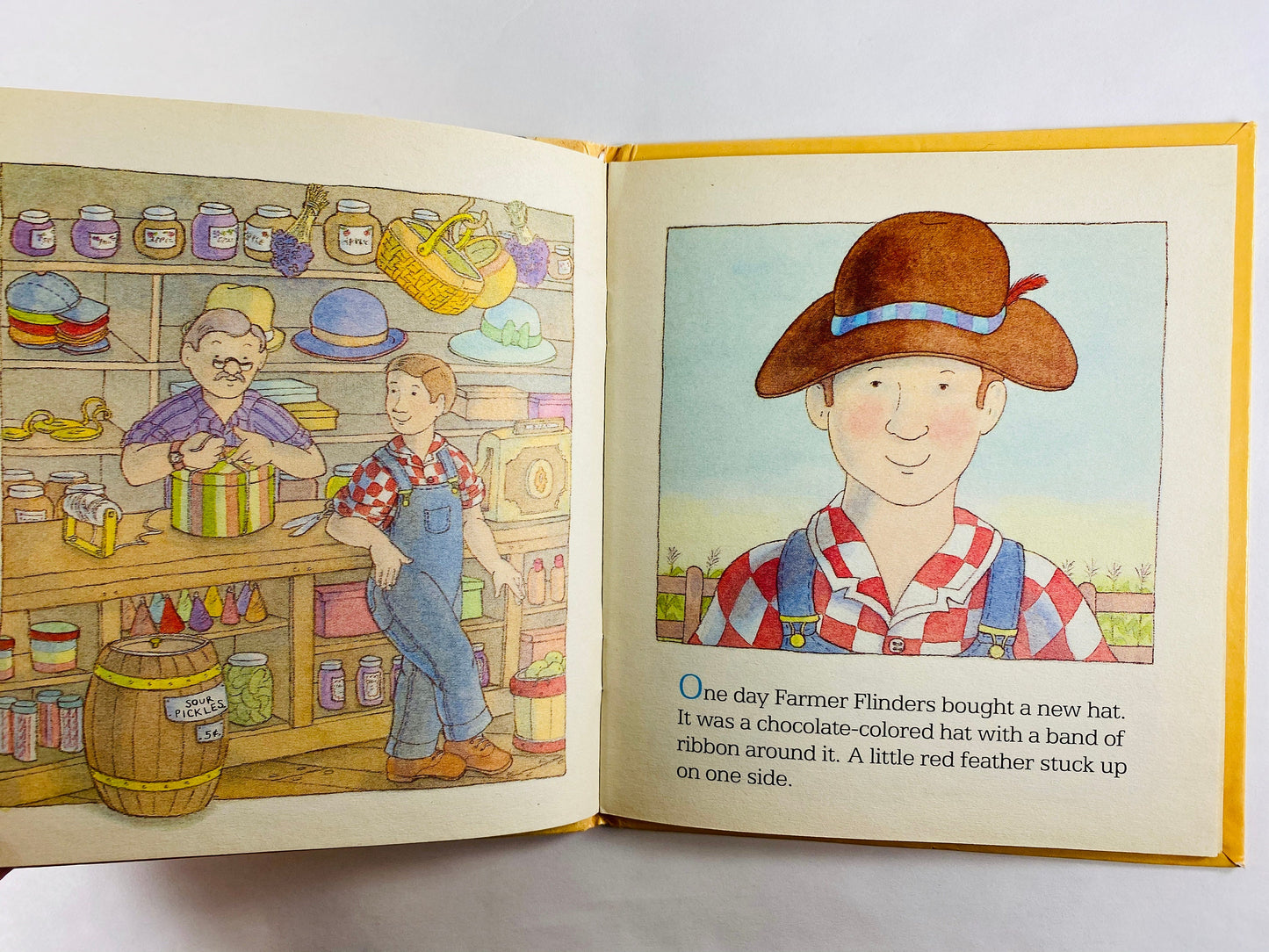 Henrietta and the Hat Rand McNally Elf Book. Vintage book circa 1985. Little Golden Book. Mabel Watts. Nursery decor. Book lover gift