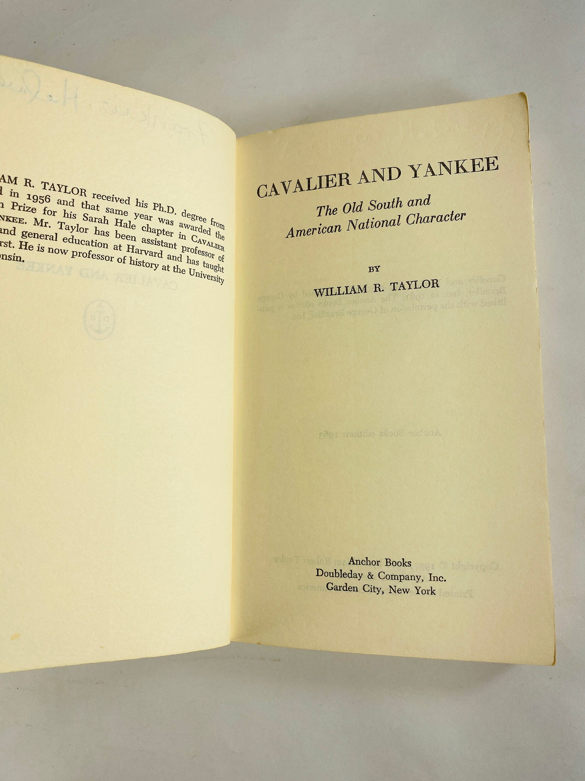 William Taylor's Cavalier and Yankee vintage paperback book about the history and perception of the South before the Civil War.