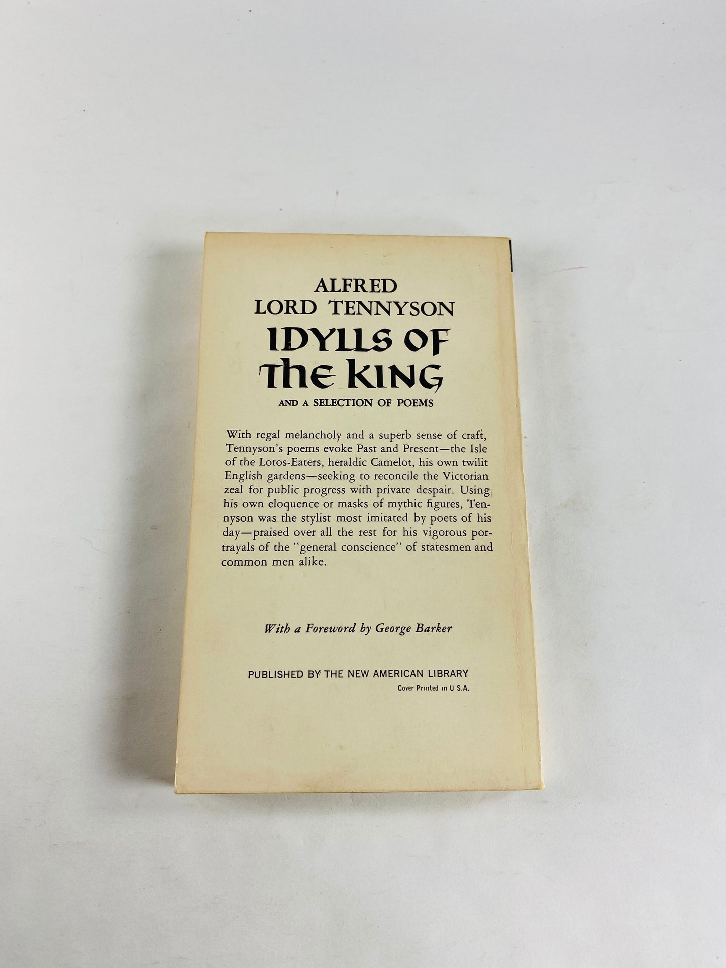 Tennyson's Idylls of the King vintage paperback book Legend of King Arthur, his knights, his love for Guinevere and her tragic betrayal.