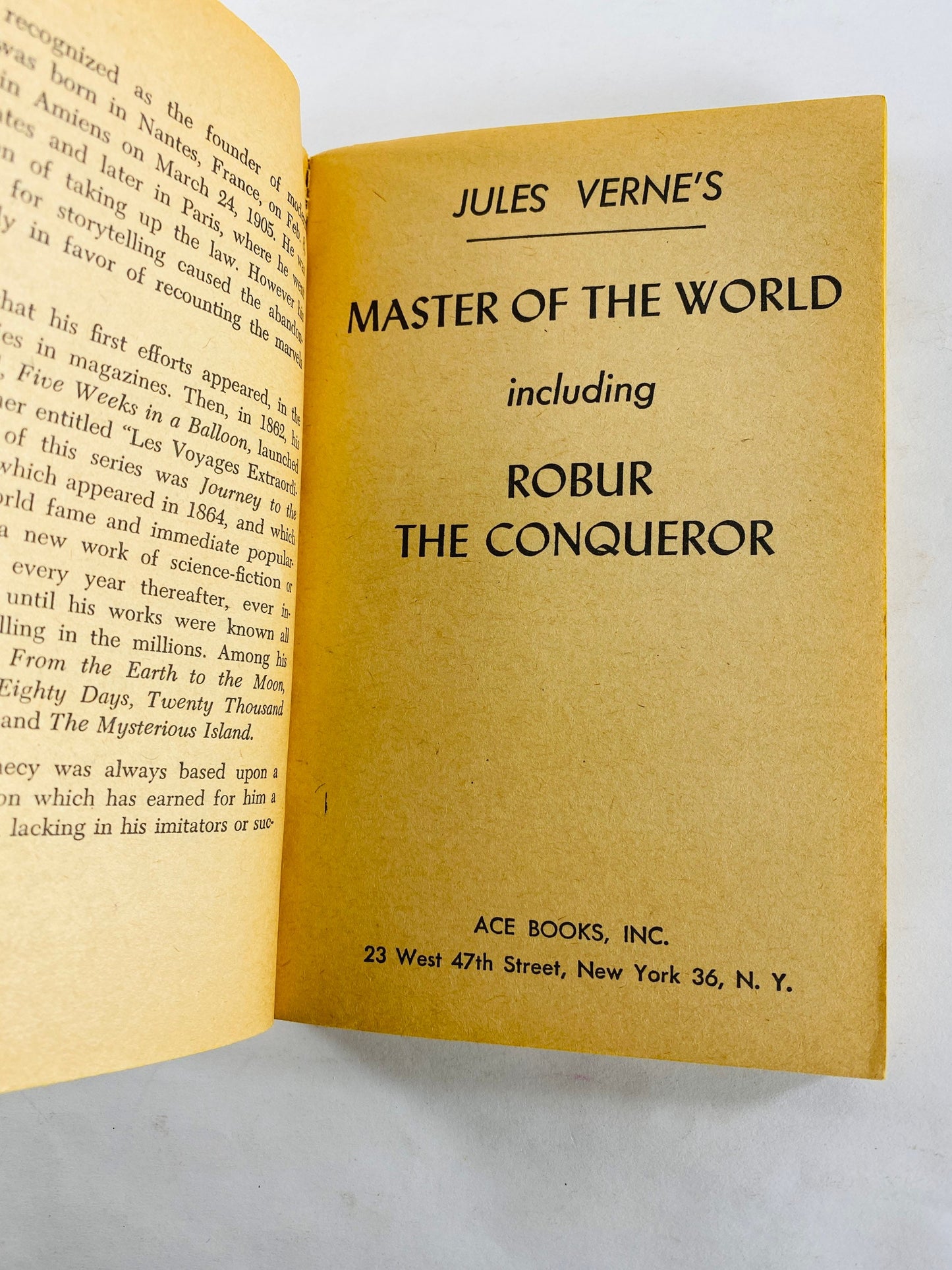 1951 Jules Verne Master of the World vintage paperback book by author of Twenty Thousand Leagues Under the Sea. Ace Science Fiction Classic