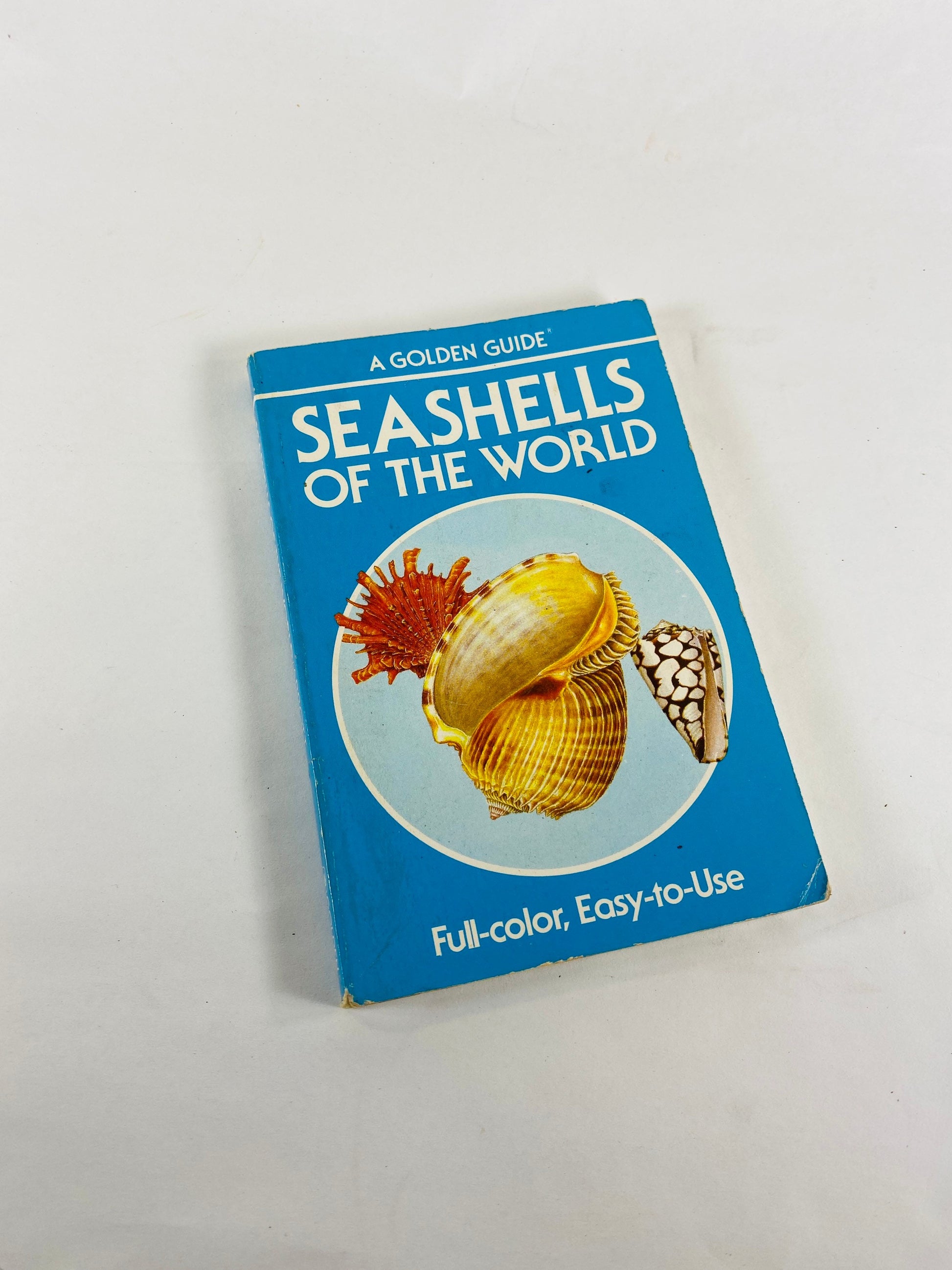Golden Guide Book Fossils Seashells Fishes Vintage paperback books circa 1985 Whitman Golden