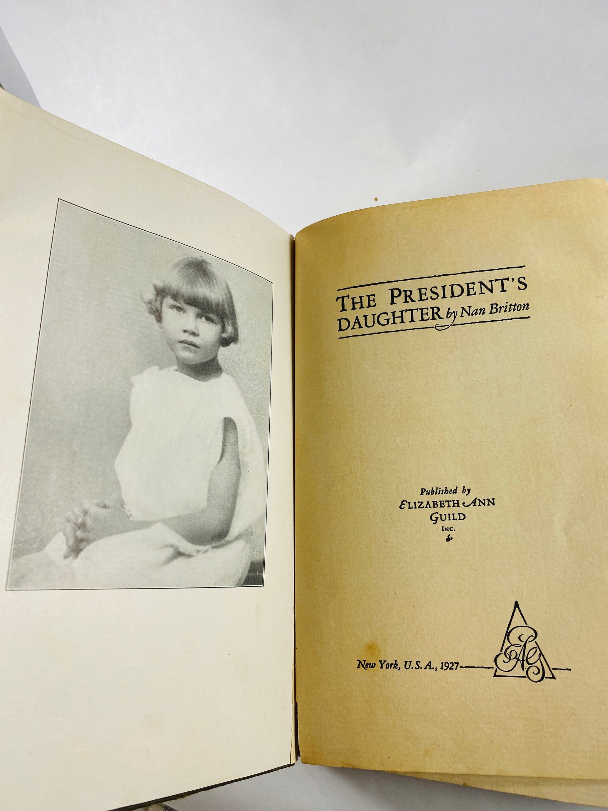 President's Daughter antique FIRST EDITION by Nan Britton, mistress of President Warren G Harding circa 1927. First Kiss & Tell scandal book