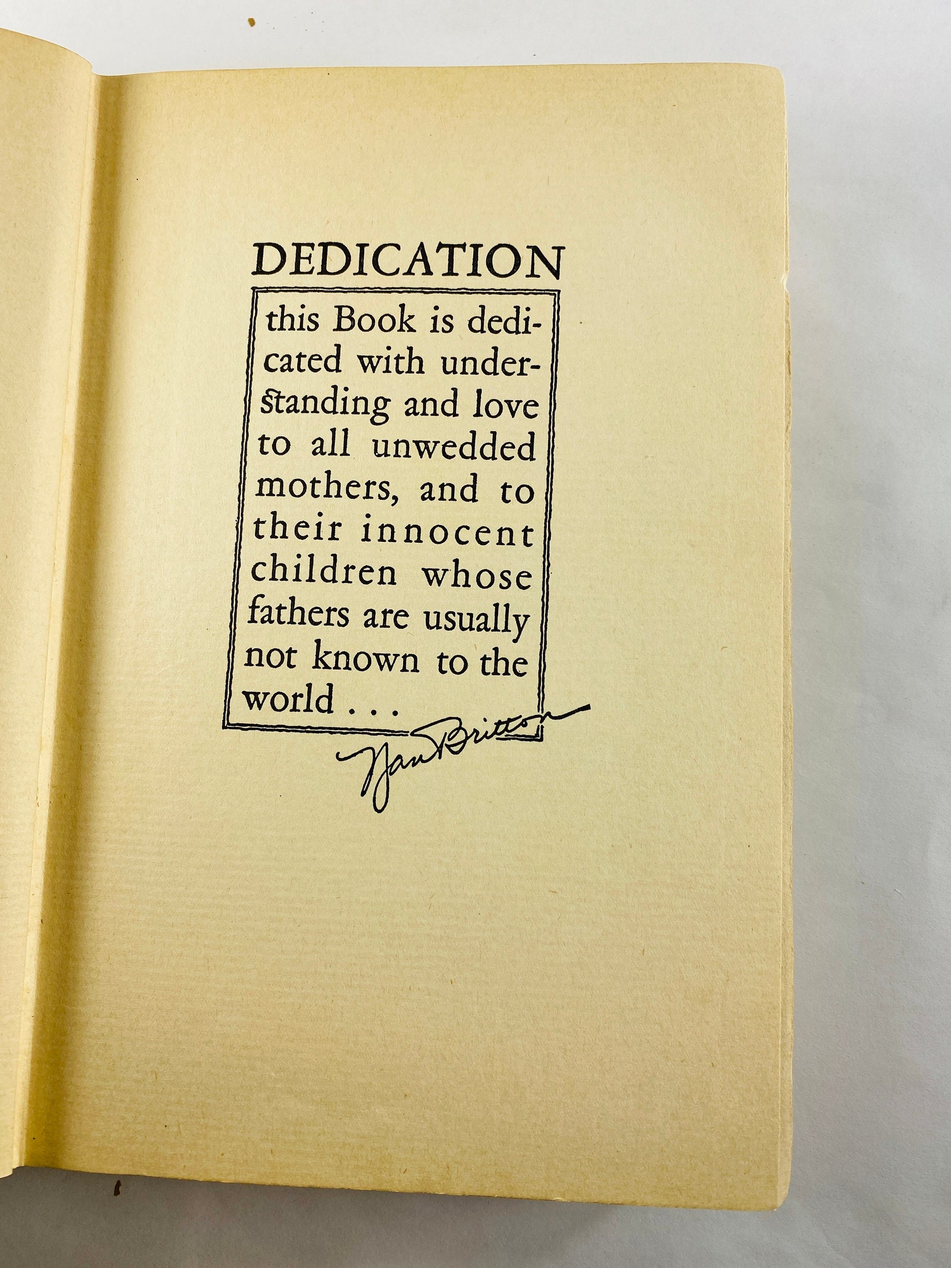 President's Daughter antique FIRST EDITION by Nan Britton, mistress of President Warren G Harding circa 1927. First Kiss & Tell scandal book