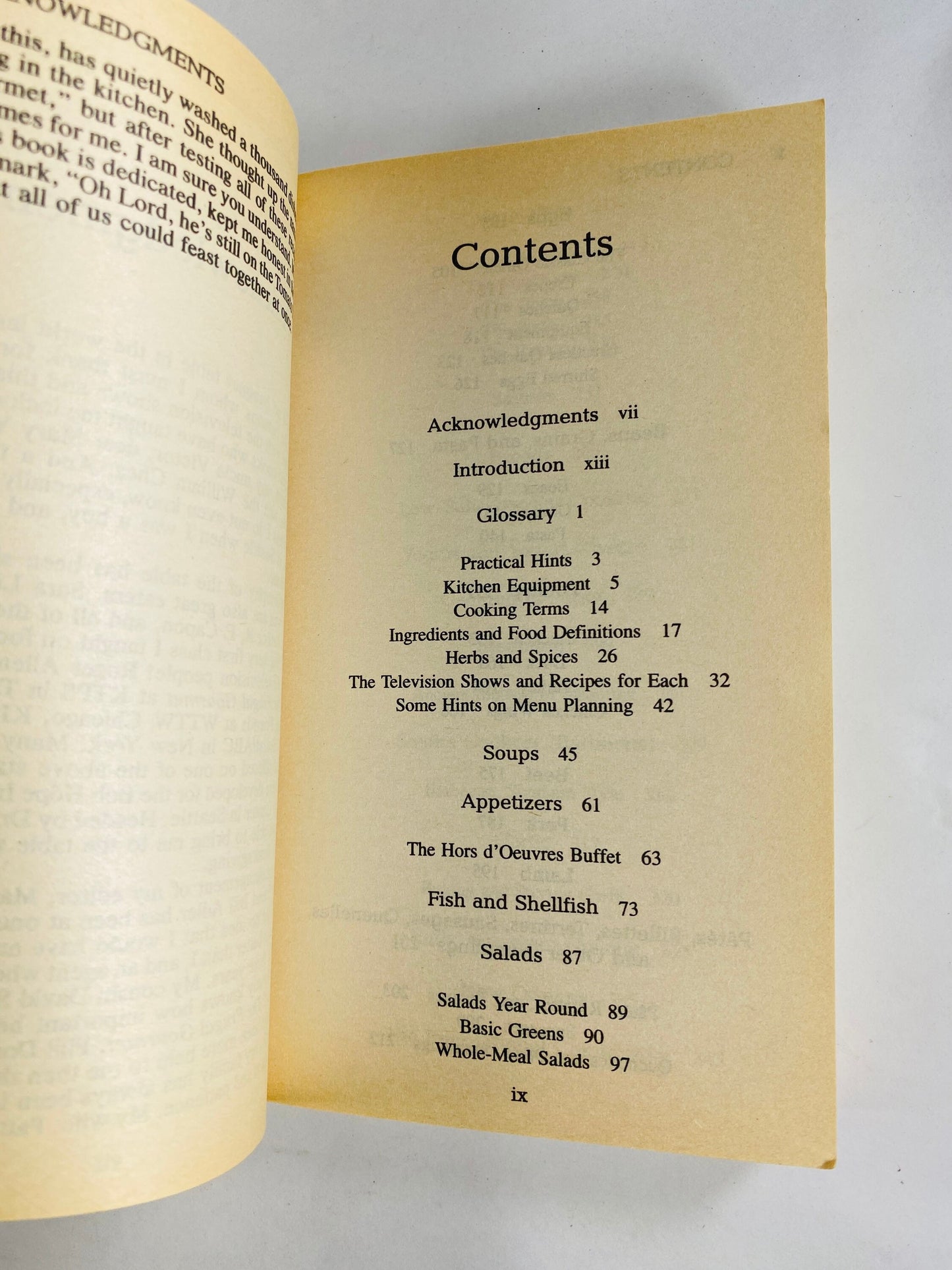 Frugal Gourmet vintage paperback cookbook circa 1984 by Jeff Smith. Hungarian salad Tripe Florentine Fennel Dressing