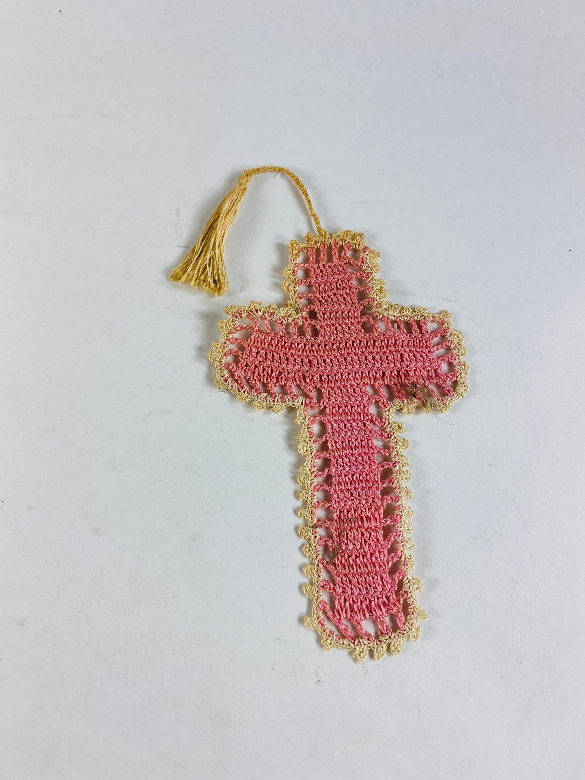 Vintage handmade pink cross bookmark Crochet knitted or macrame religious bookmark unique Christian bible gift! Jesus