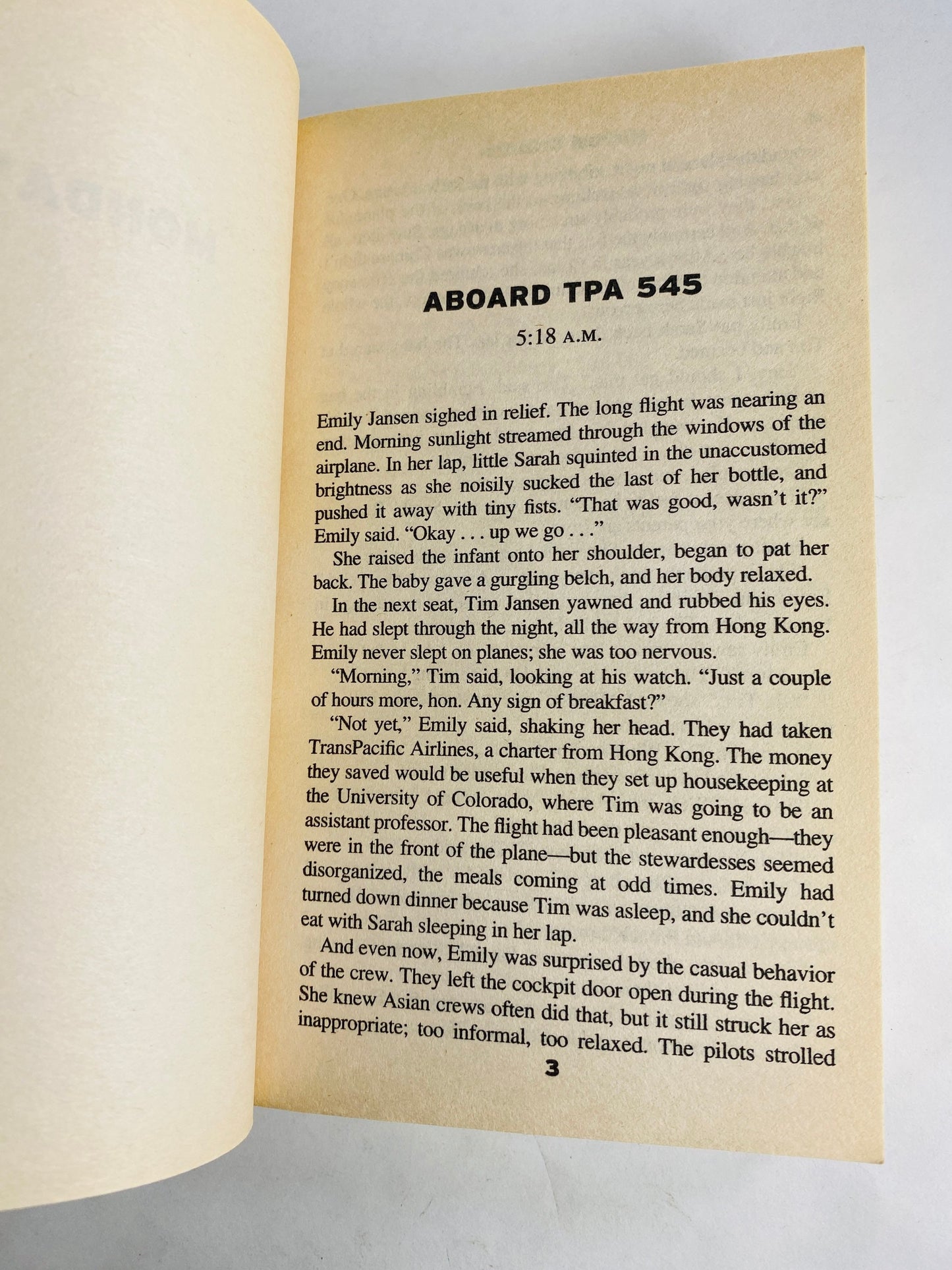 Airframe by Michael Crichton Early PRINTING vintage paperback book circa 1997