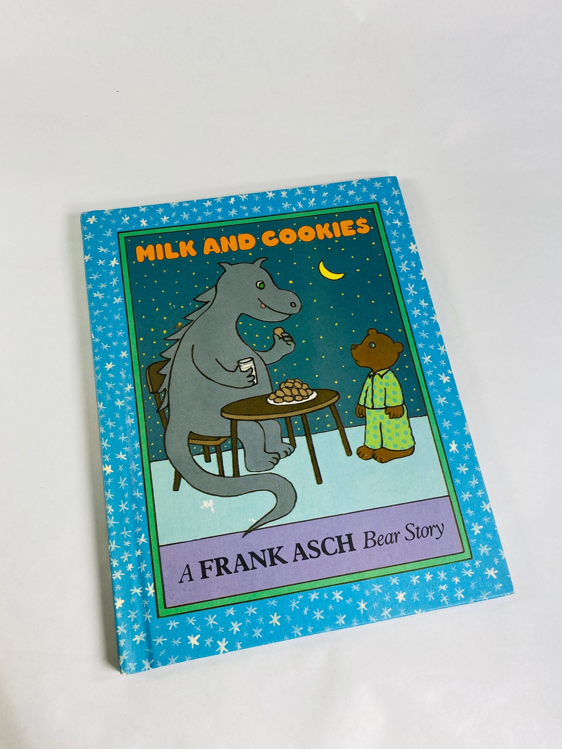 MacGoose Willy Bear Milk & Coookies Golly Gump Swallowed Fly Goat Parade Miss Mouse Vintage Parent's Magazine Reader book circa 1982