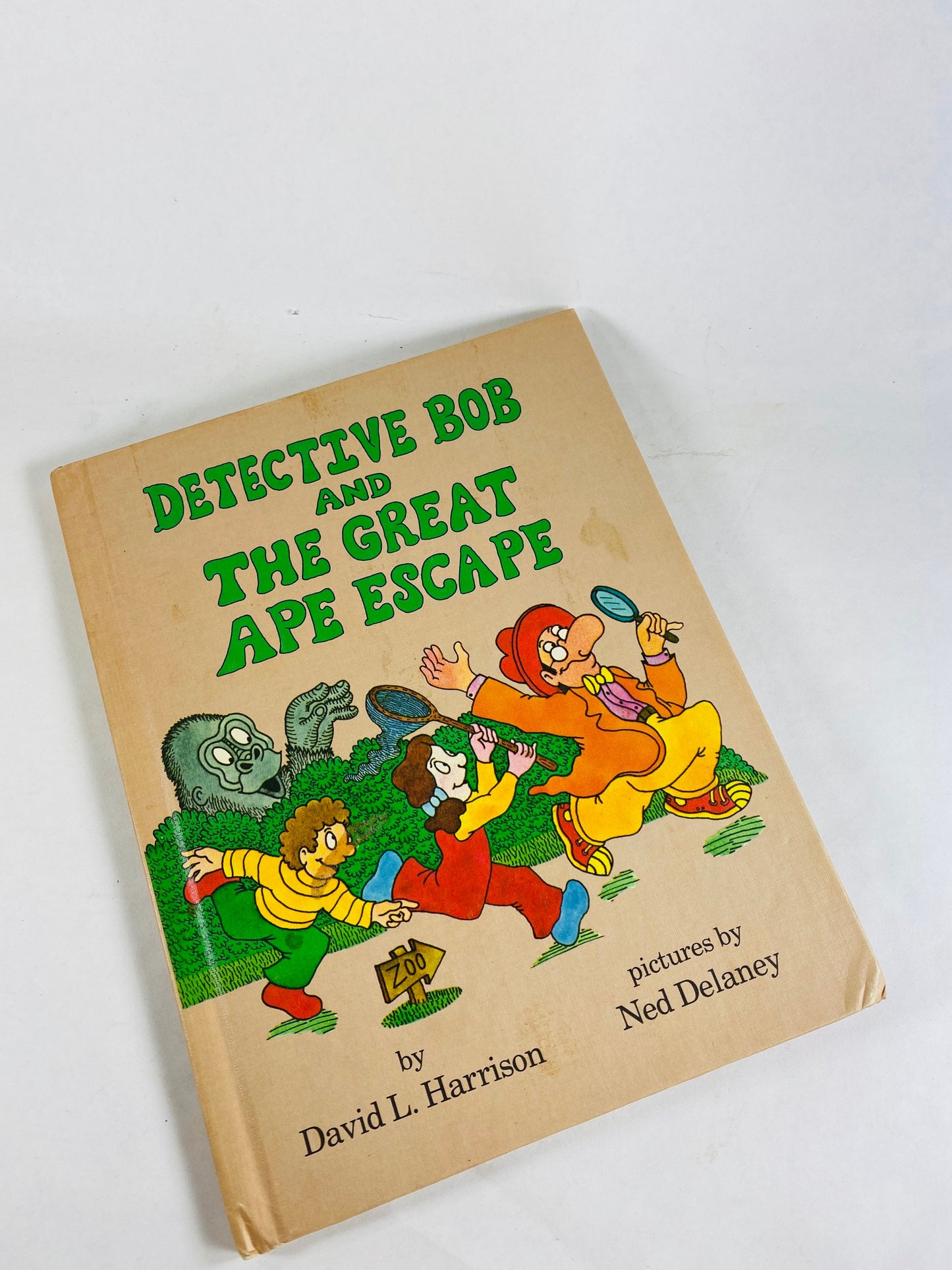Vintage Parents Magazine books circa 1970s Weekly Reader Syd Hoff Julius Bembelman’s Bakery Donkey Marc Brown Rabbit Lake Mess Monster