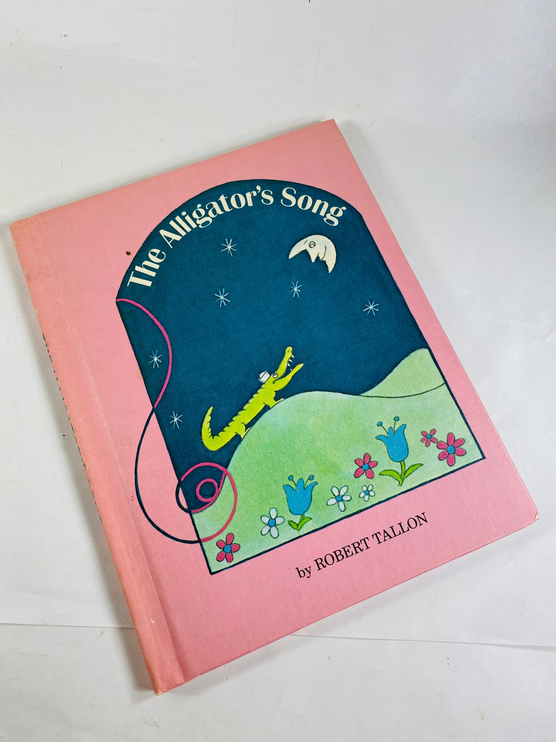 Vintage Parents Magazine books circa 1970s Weekly Reader Fish Dinner Jan Wahl Bear Granny Septimus Bean Talking Turnip Alligators Song