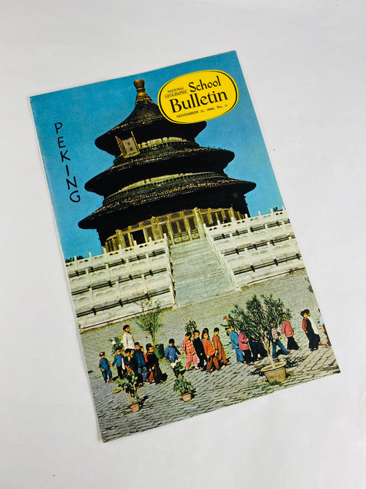 RARE Peking travel information brochure booklet circa 1969 Tourist's Guide to Communist China by National Geographic School Library
