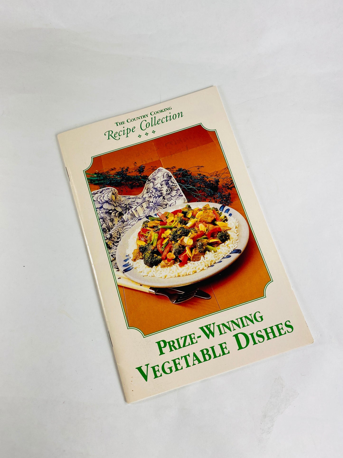 Prize Winning Vegetable dishes Vintage vegetarian cookbook booklet with recipes for casseroles, corn quiche beets au gratin