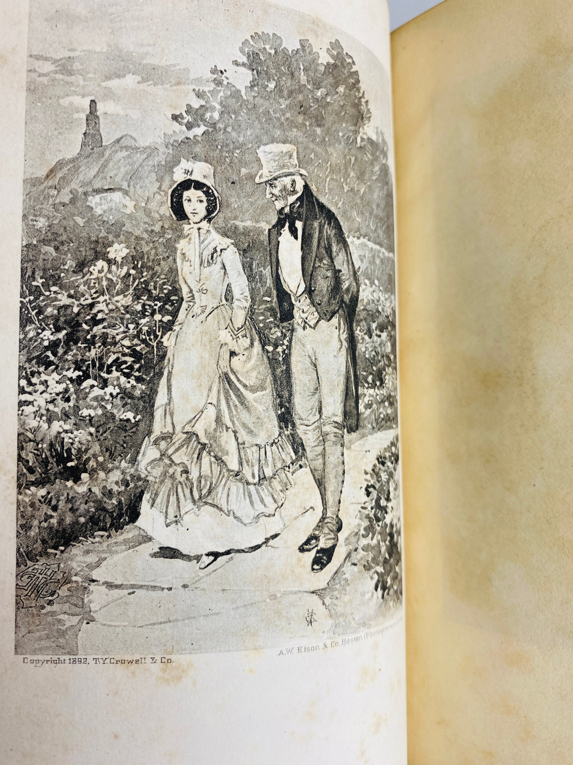 Cranford by Elizabeth Gaskell circa 1892 Adapted for the BBC series. FANTASTIC ANTIQUE vintage book gift for any British show fan!
