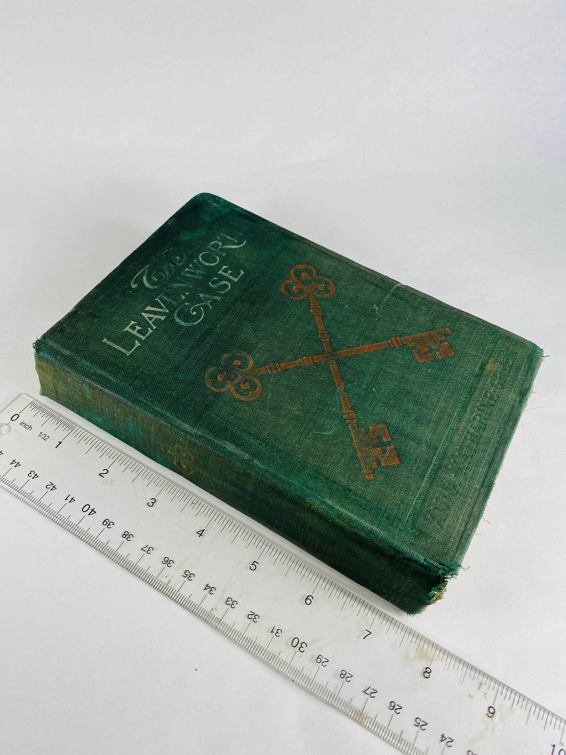 1906 Leavenworth Case a Lawyer's Story Anna Katharine Green vintage murder mystery book detective Ebenezer Gryce Influenced Agatha Christie!