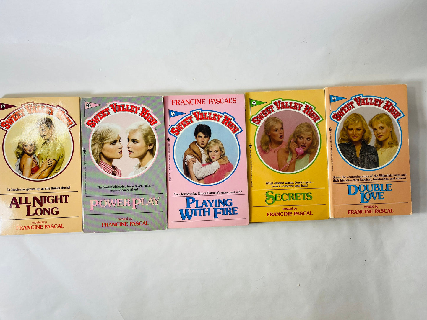 Sweet Valley High vintage paperback books circa 1988 by Francine Pascal Twins Elizabeth Jessica Wakefield vol 1-15