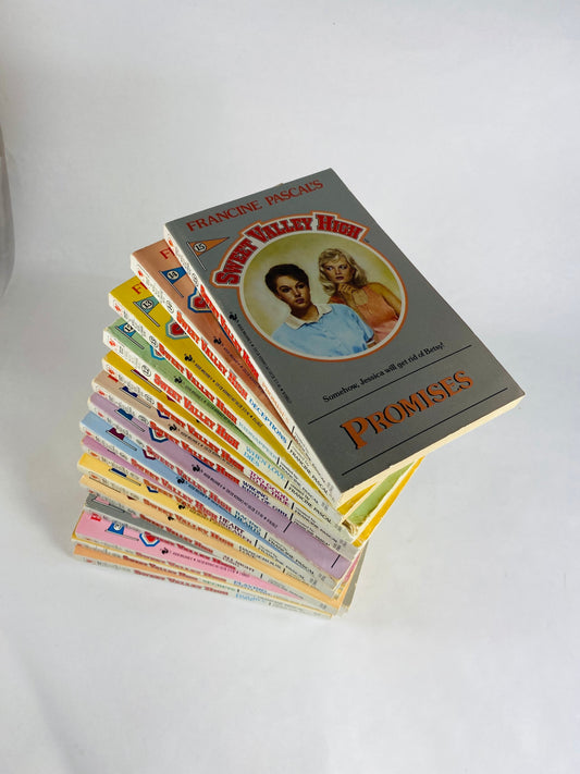 Sweet Valley High vintage paperback books circa 1988 by Francine Pascal Twins Elizabeth Jessica Wakefield vol 1-15