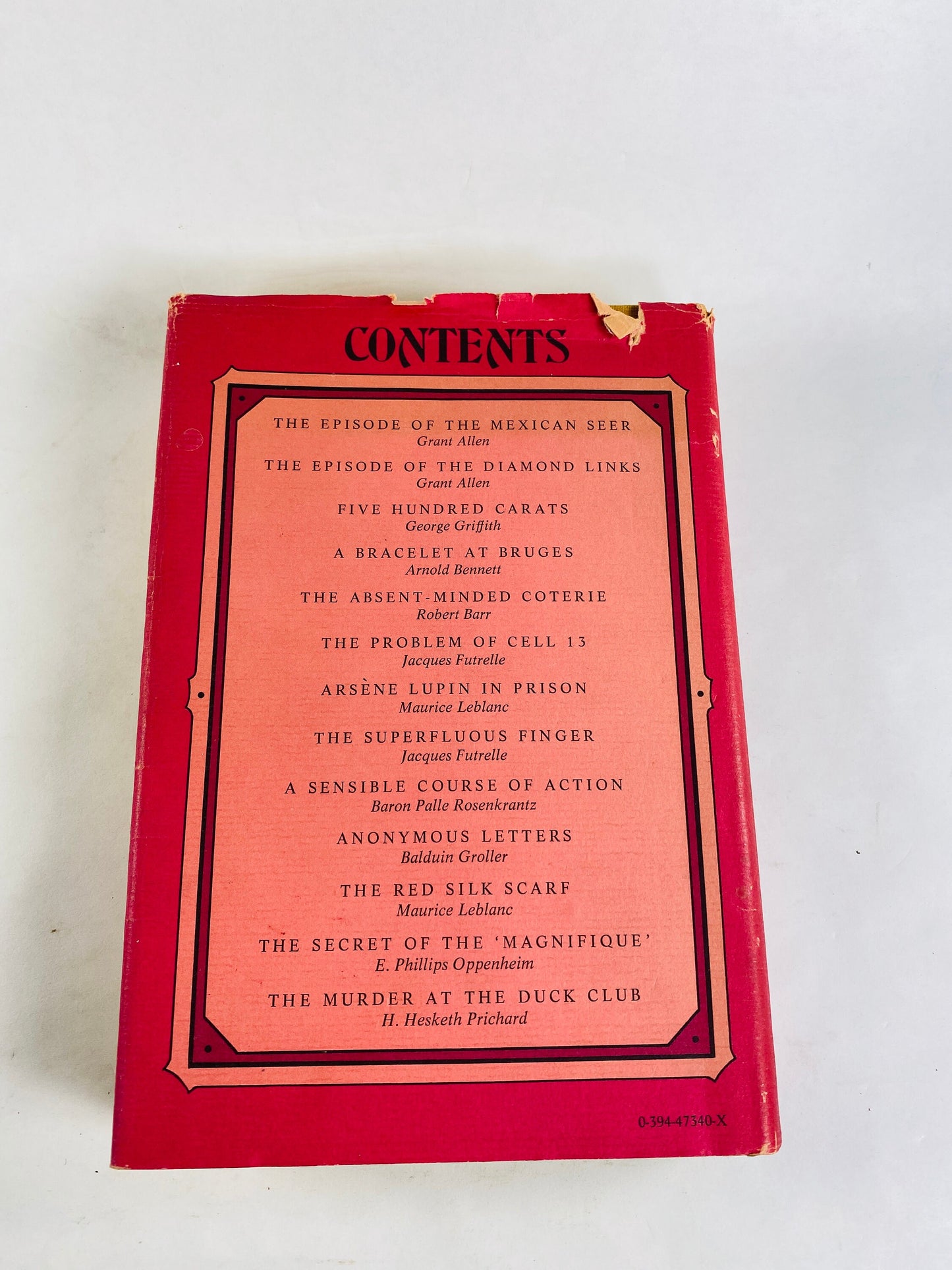 Cosmopolitan Crimes Foreign Rivals of Sherlock Holmes Vintage book compiled by Hugh Greene. Maurice Leblanc E Phillips Oppenheim Grant Allen