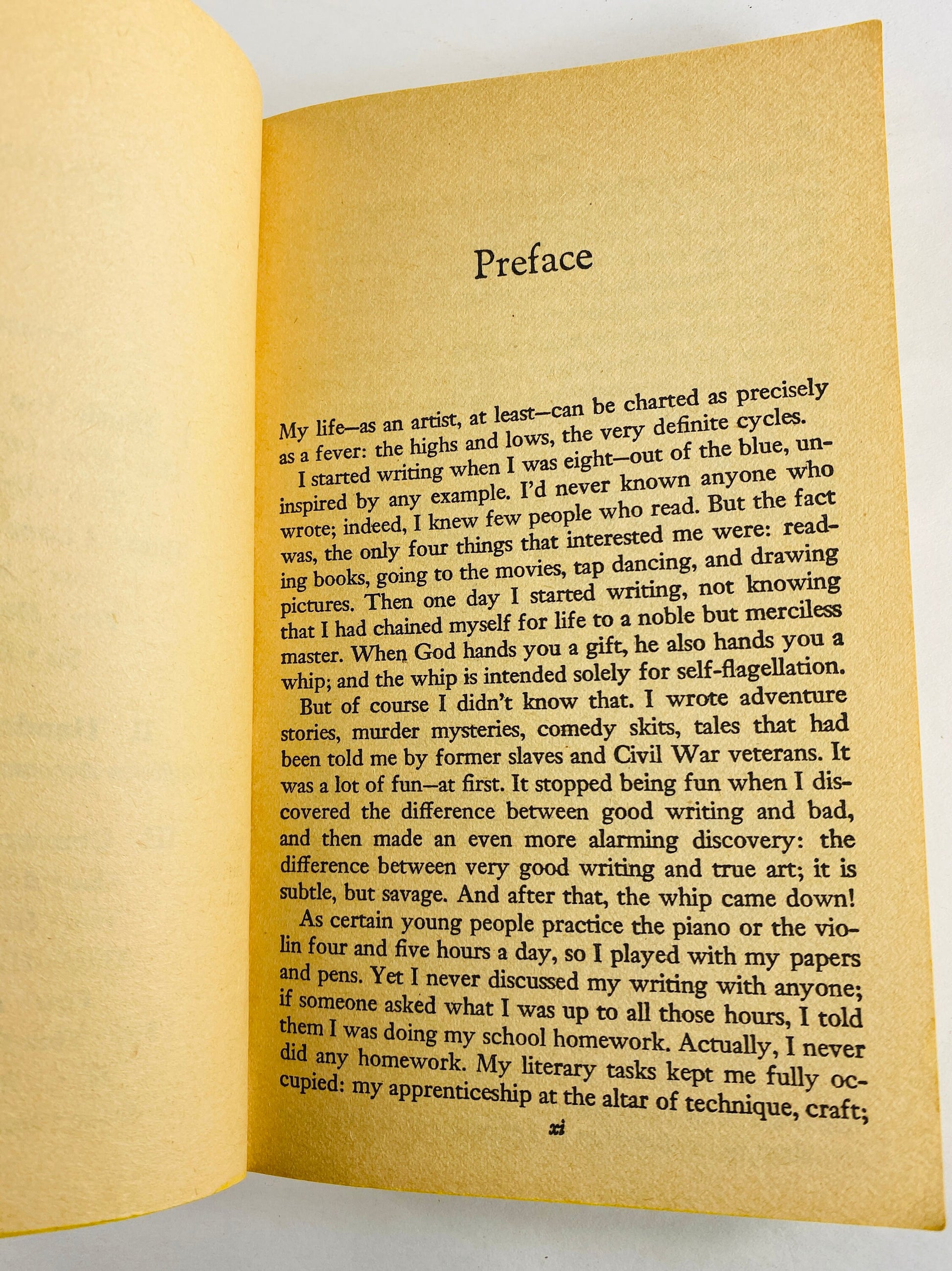 Truman Capote Music for Chameleons Vintage paperback book circa 1981 FIRST PRINTING Short stories of murder and its consequences. Signet