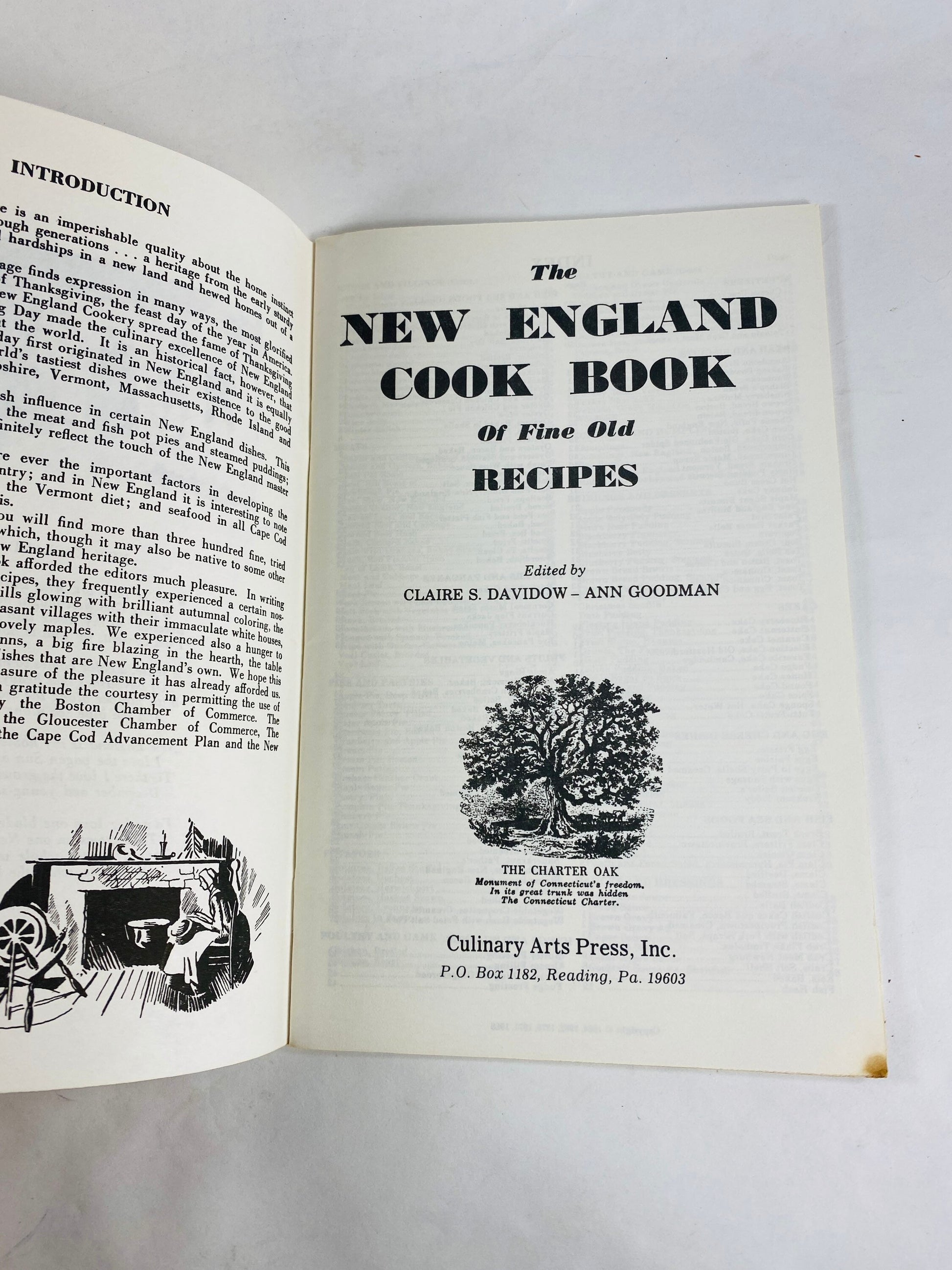 New England Cookbook booklet 1976 publication. Amish Dutch Recipes. Vintage Cook Book. Mennonite Recipes Quaker PA Old Fashioned