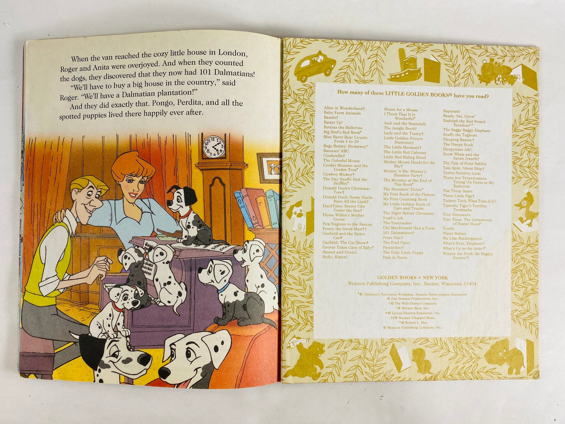 1991 Vintage Walt Disney 101 Dalmations Little Golden Book circa 1991. Elementary school toddler young child beginning reader.