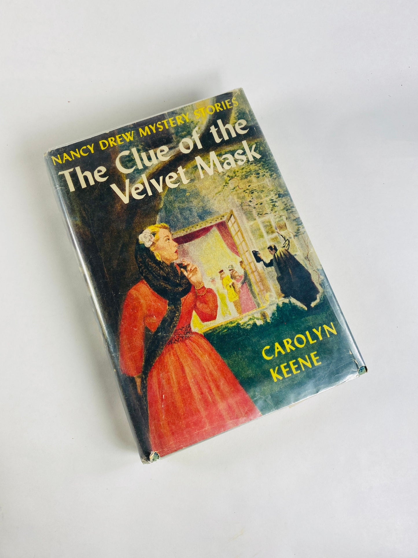 Vintage Nancy Drew Mystery books Carolyn Keene silhouette endpapers Twisted Candles Leaning Chminey Velvet Mask Former LIBRARY books