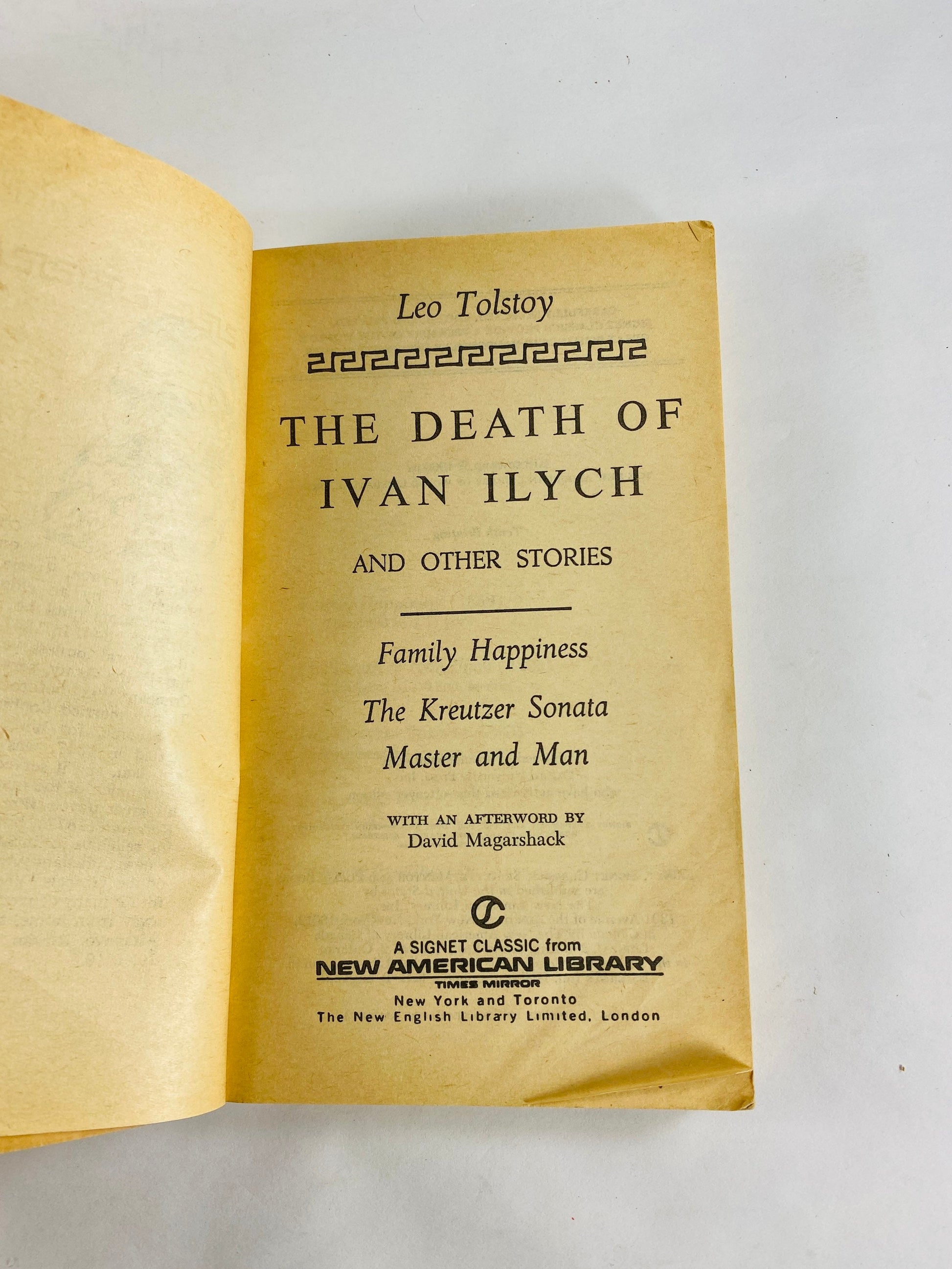 Leo Tolstoy Death of Ivan Ilych Vintage Signet Paperback book circa 1960 Kreutzer Sonata, Master & Mann, Family Happiness short stories