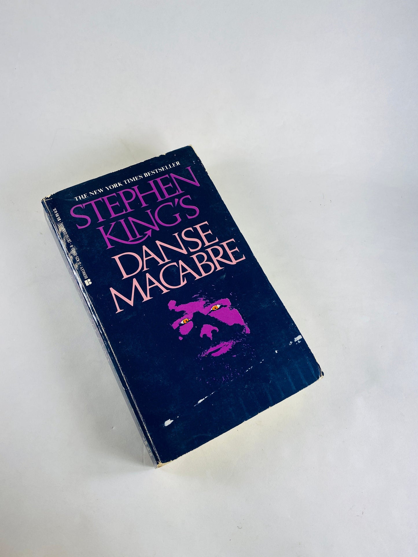 Stephen King Needful Things Night Shift and Danse Macabre vintage paperback book Signet Printing