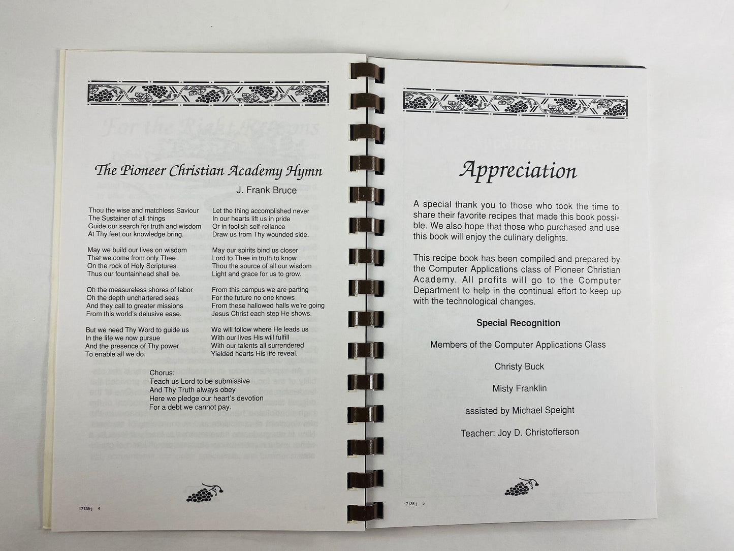 Pleasures from the Good Earth vintage cookbook Pioneer Christian Academy White's Creek Tennessee circa 1996 Fruit Dip Chocolate Chess Pie