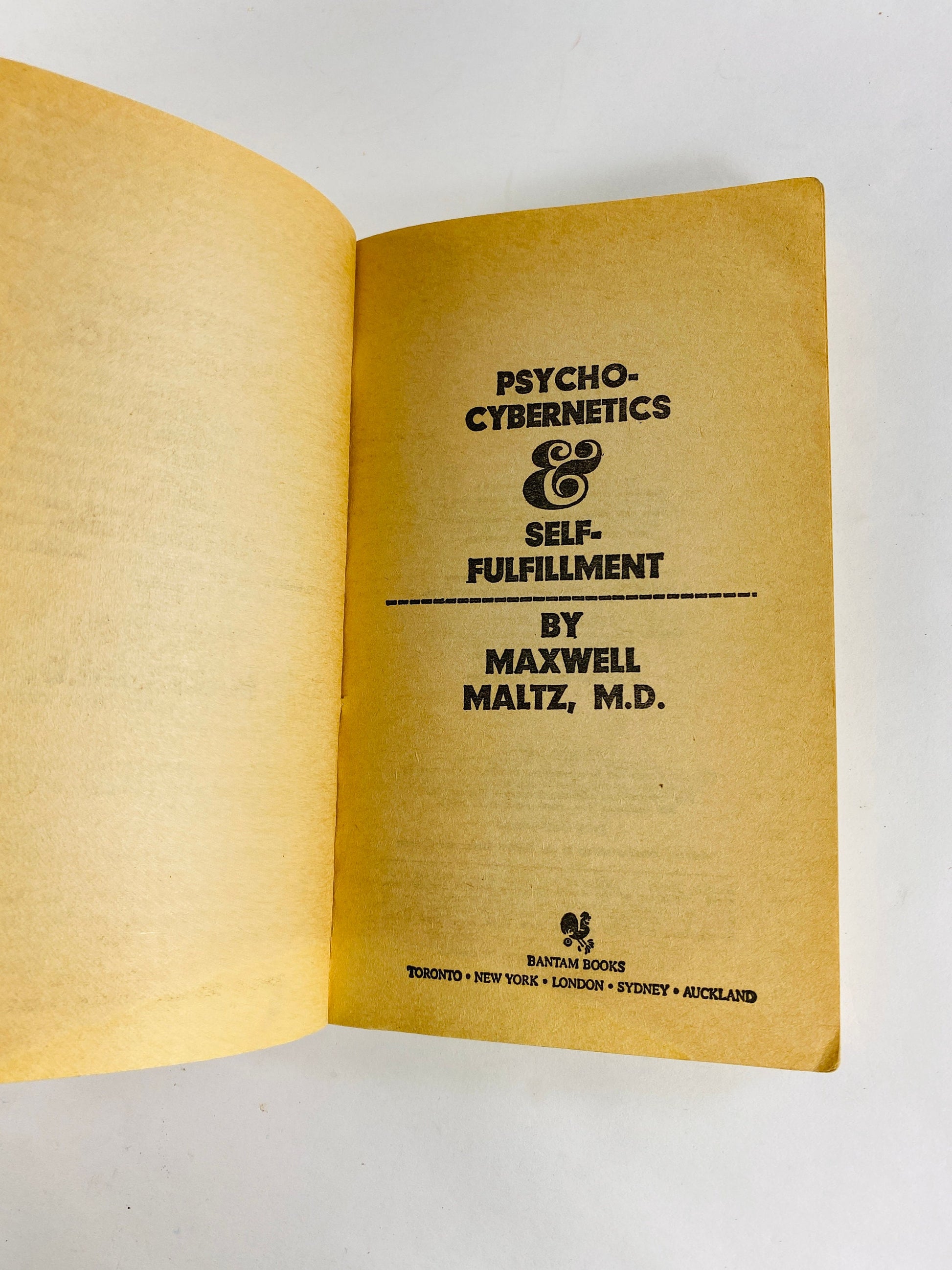 Psycho-Cybernetics and Self-Fulfillment vintage paperback book by Maxwell Maltz circa 1985 Original affirmation incantations