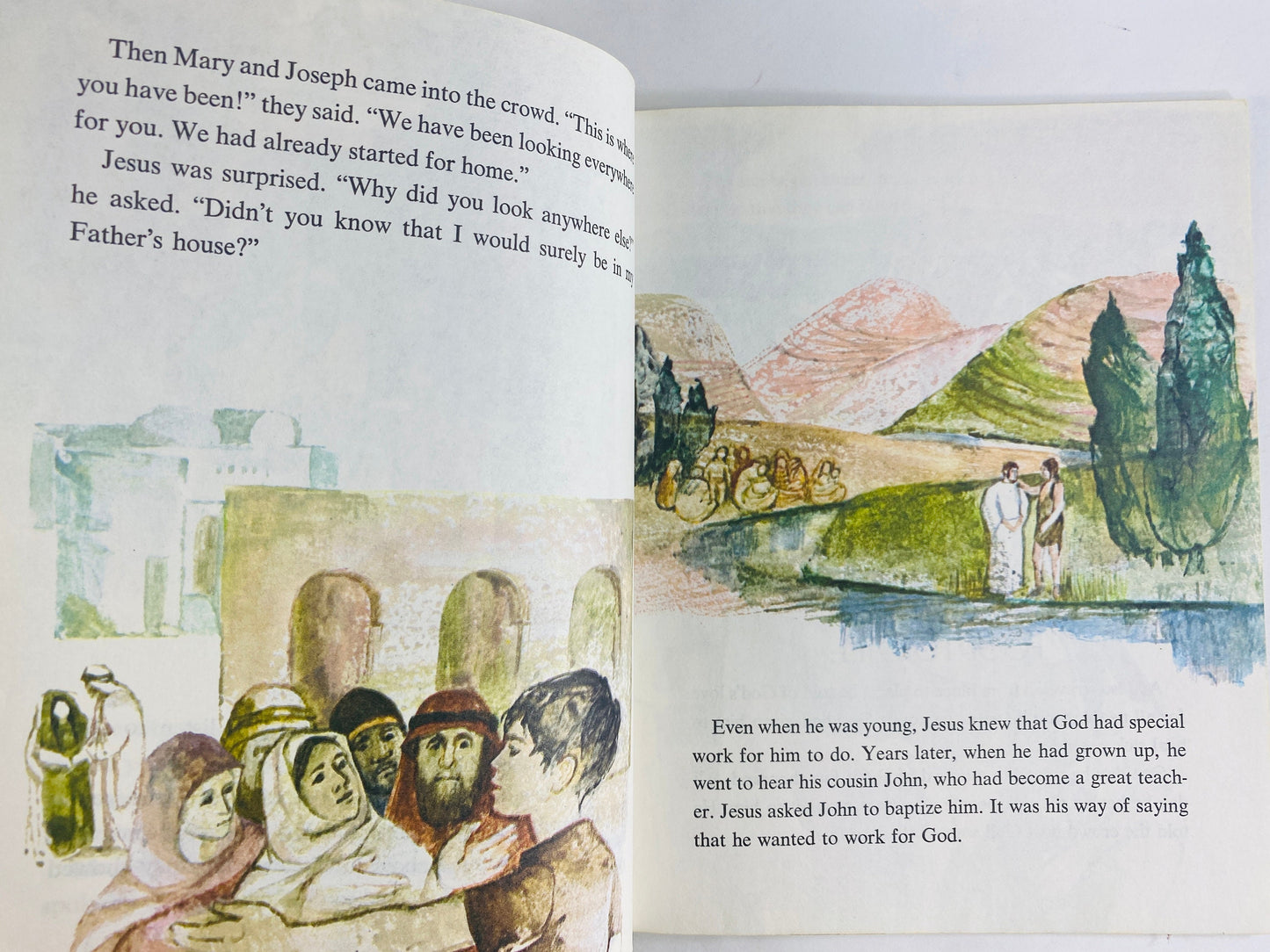 Stories of Jesus vintage Little Golden Book circa 1978. Stocking stuffer children's Christmas gift.