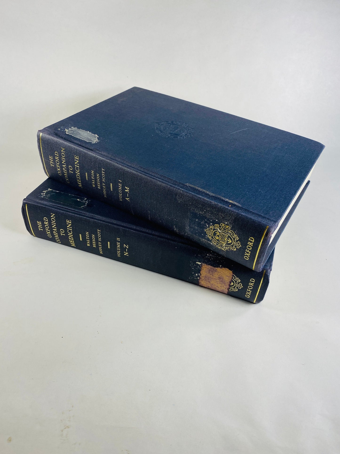 Oxford Companion to Medicine vintage book set circa 1986 blue & gold bookshelf decor Decorative old book lot