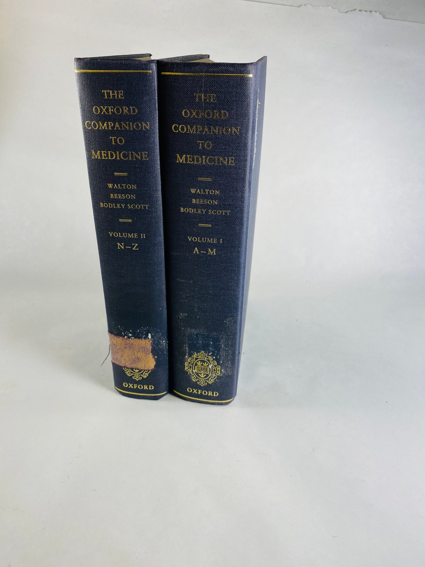 Oxford Companion to Medicine vintage book set circa 1986 blue & gold bookshelf decor Decorative old book lot