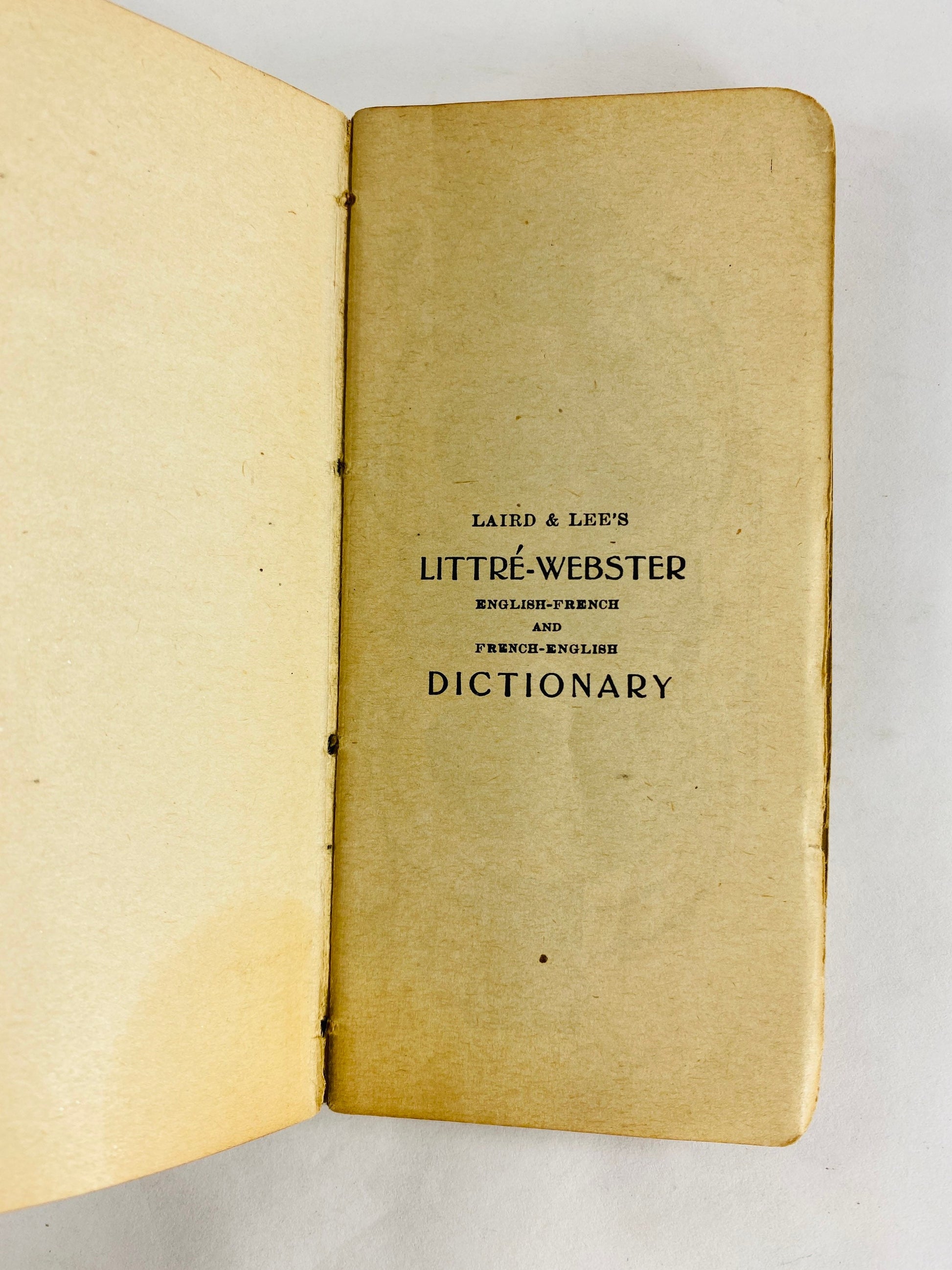 1920 Laird & Lee English French vintage dictionary small miniature antique best pocket book by Max Maury