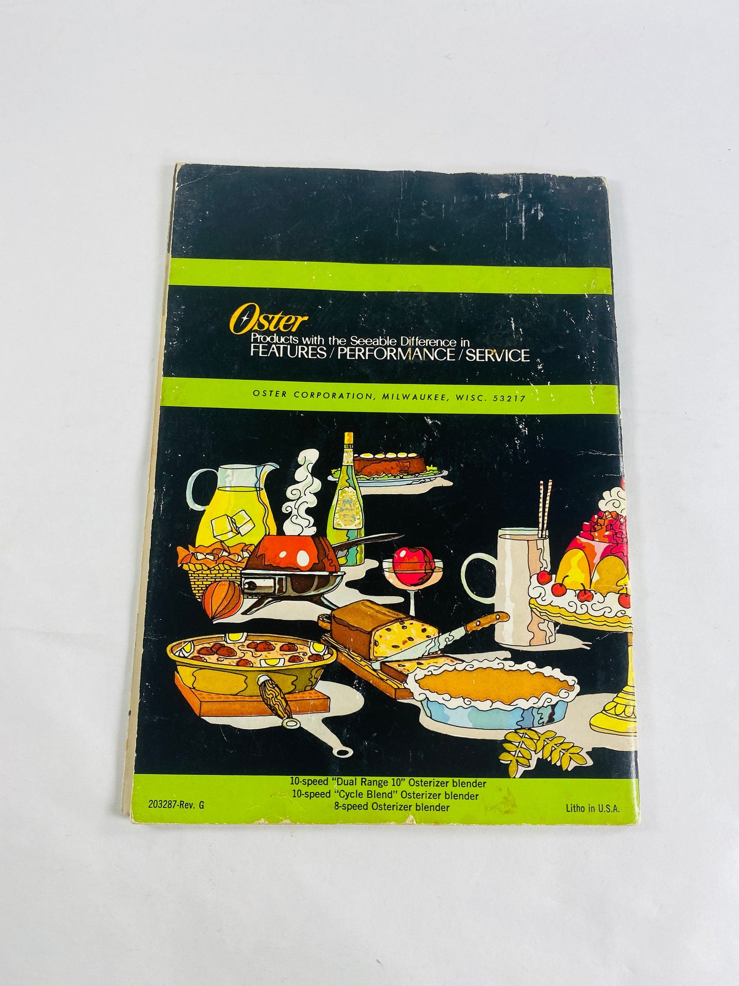 1973 Oster ORIGINAL Osterizer Vintage booklet of recipes. Retro blender kitchen tricks, do's & don'ts spin cookery. 1970s cookbook