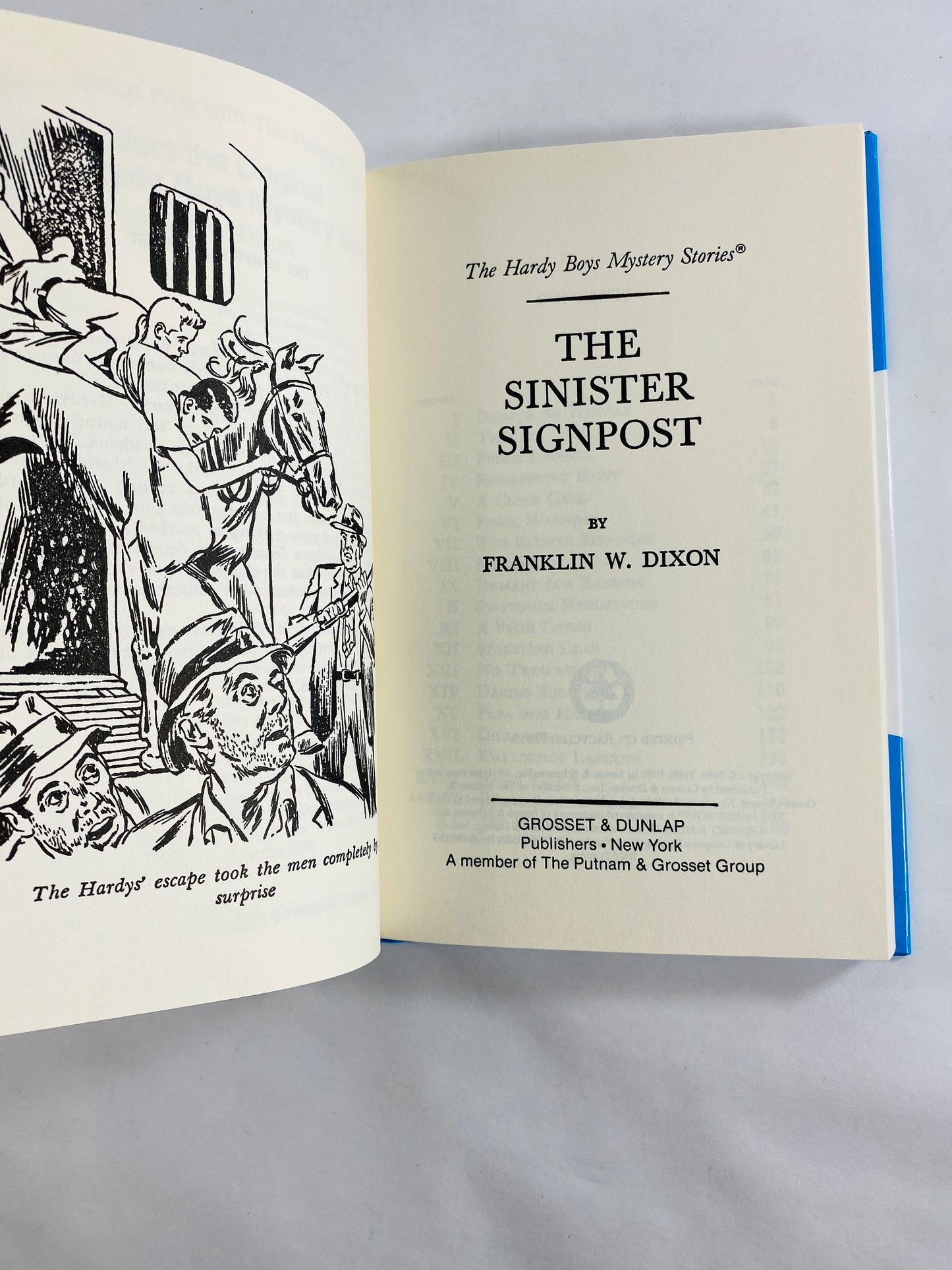 Hardy Boys vintage books by Franklin Dixon Glossy Flashlight Picture cover books. Blue tween teen mystery series home reading