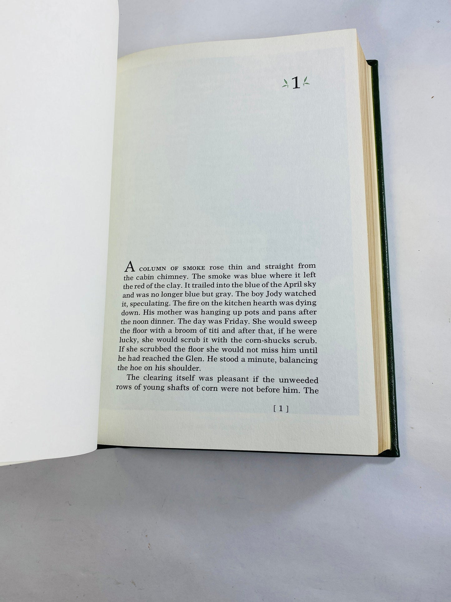 Yearling vintage Marjorie Kennan Rawlings leather book circa 1977 Franklin Library Pulitzer Prize novel set about fawn in northern Florida