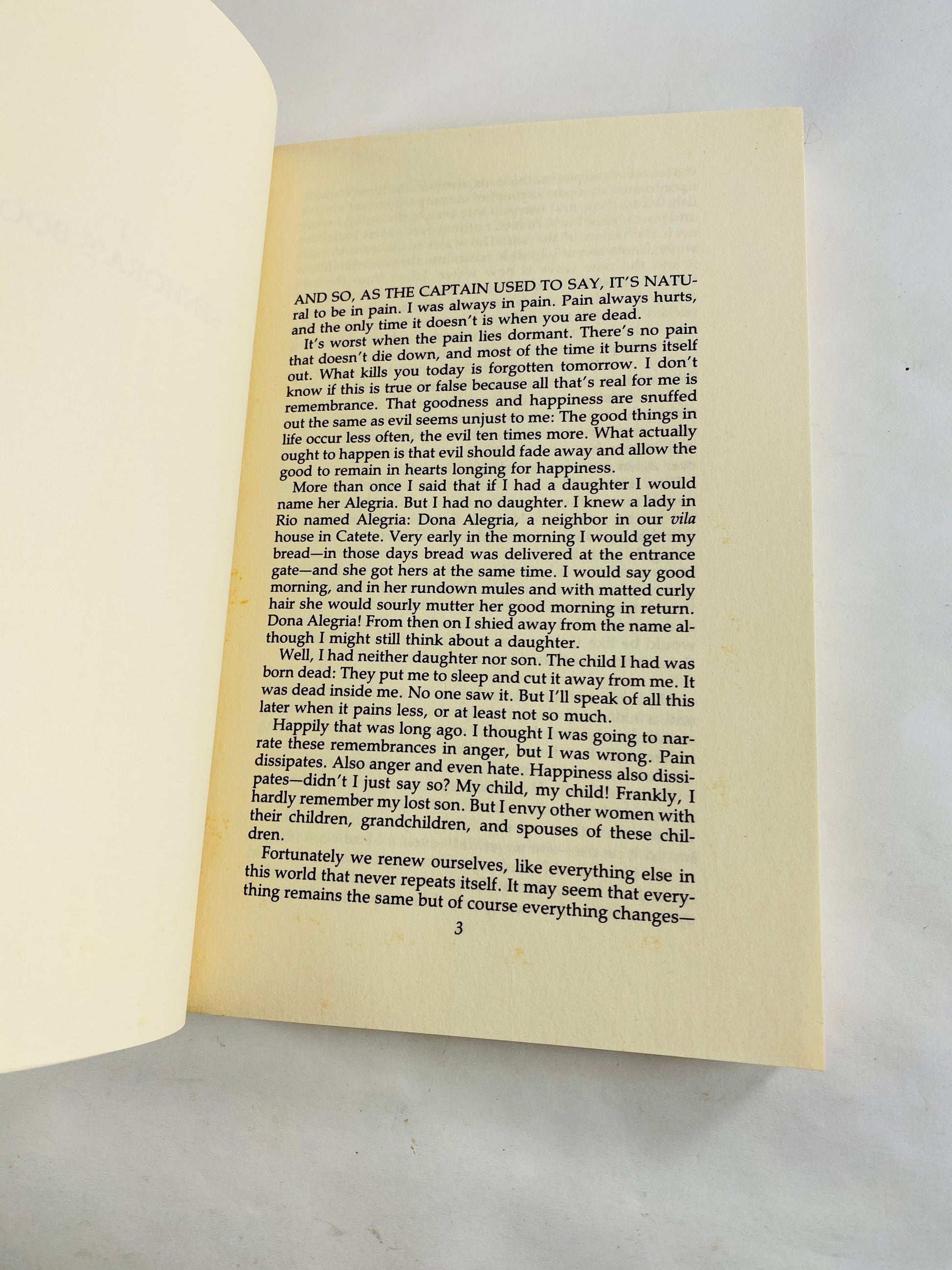 1975 Dora Doralina by Rachel de Queiroz Vintage paperback book story takes place in the consciousness of the protagonist