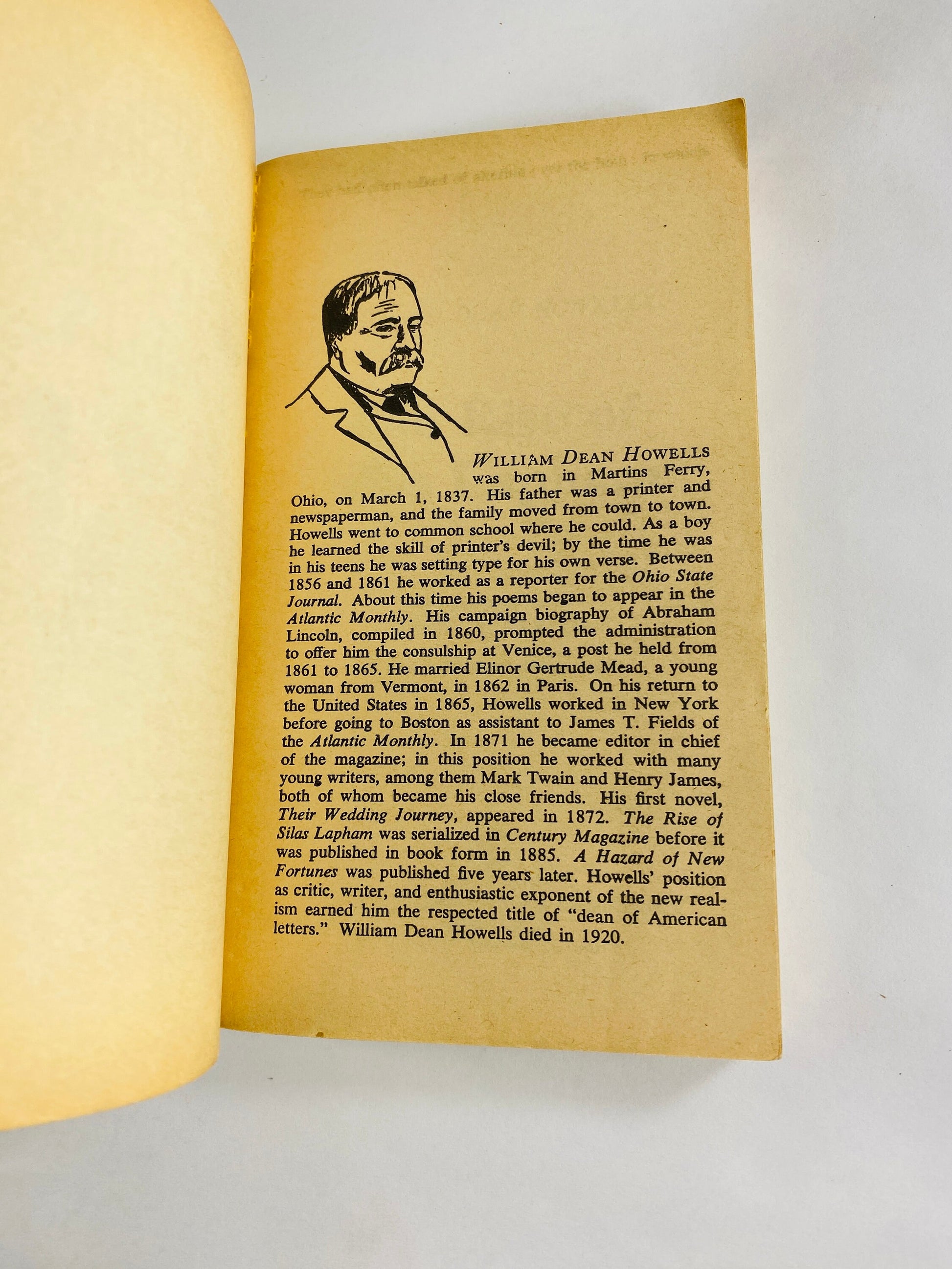 Rise of Silas Lapham by William Howells Vintage Signet paperback book about a self-made millionaire in Boston during the Gilded Age