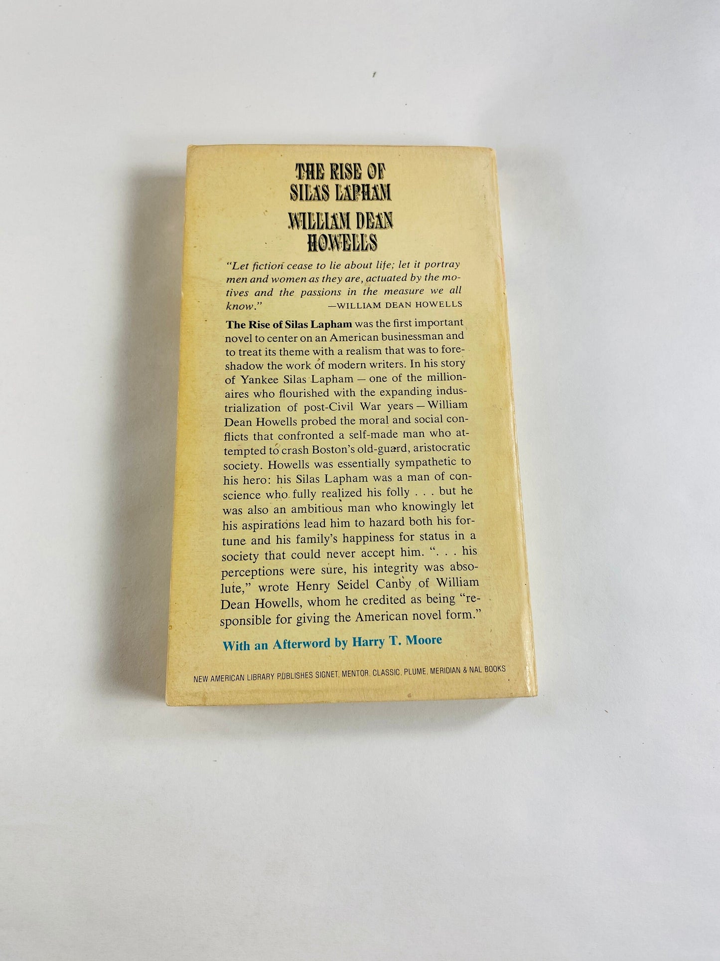 Rise of Silas Lapham by William Howells Vintage Signet paperback book about a self-made millionaire in Boston during the Gilded Age